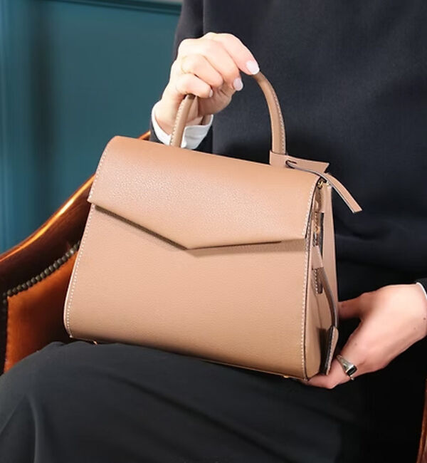 Rouge vif「【mica della valle/ミカ デラ ヴァッレ】Sibilla ショル」|ショルダー・メッセンジャー|