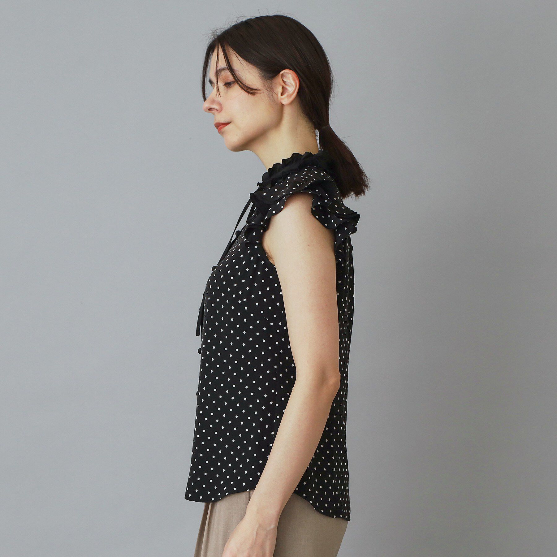 DRESSTERIOR「【otonaMUSE5月号掲載/着映え/ウォッシャブル】ドットプリントウィングスリーブブラウス」|シャツ・ブラウス|