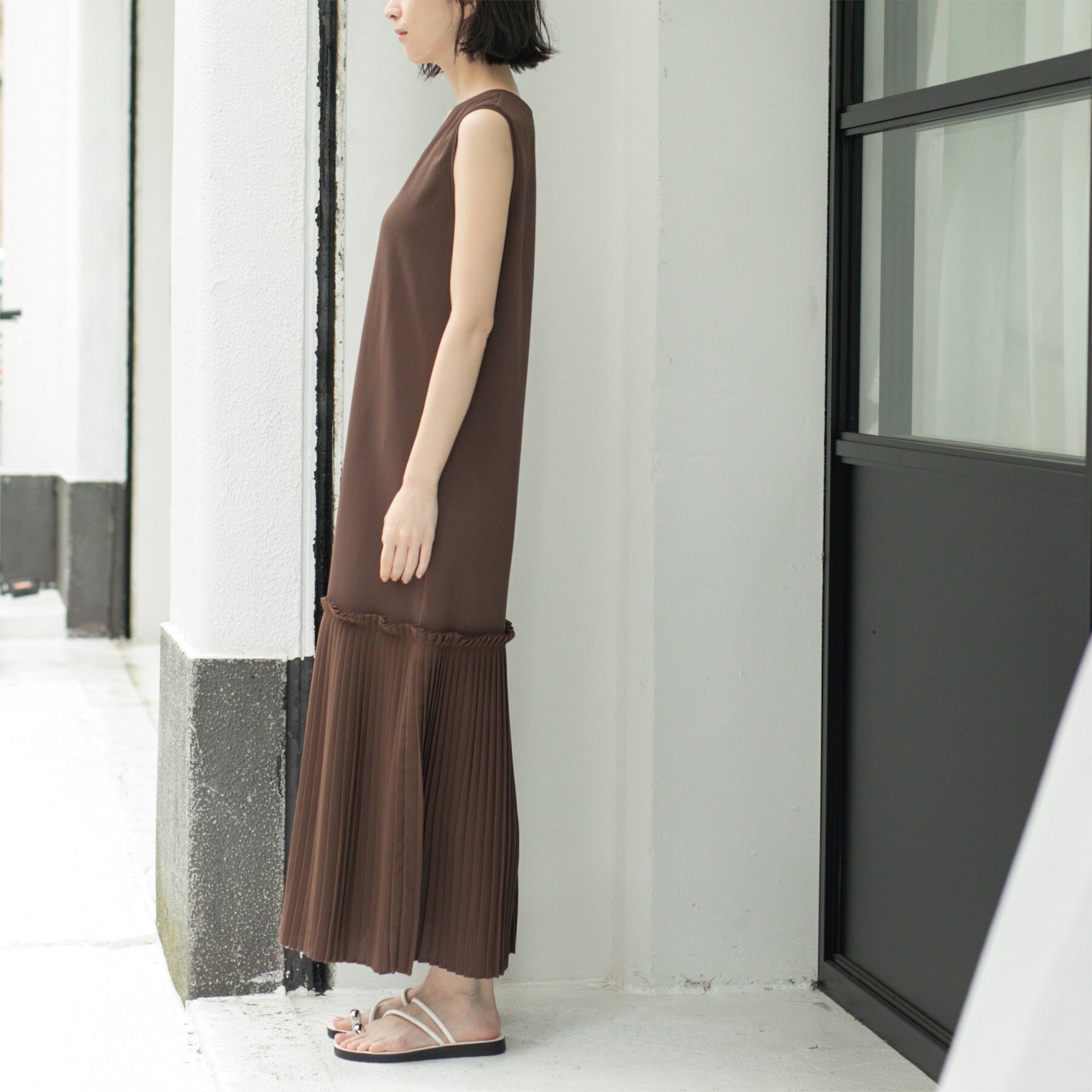 OPAQUE.CLIP「プリーツ切替ノースリーブワンピース【洗濯機洗い可】」|ワンピース|