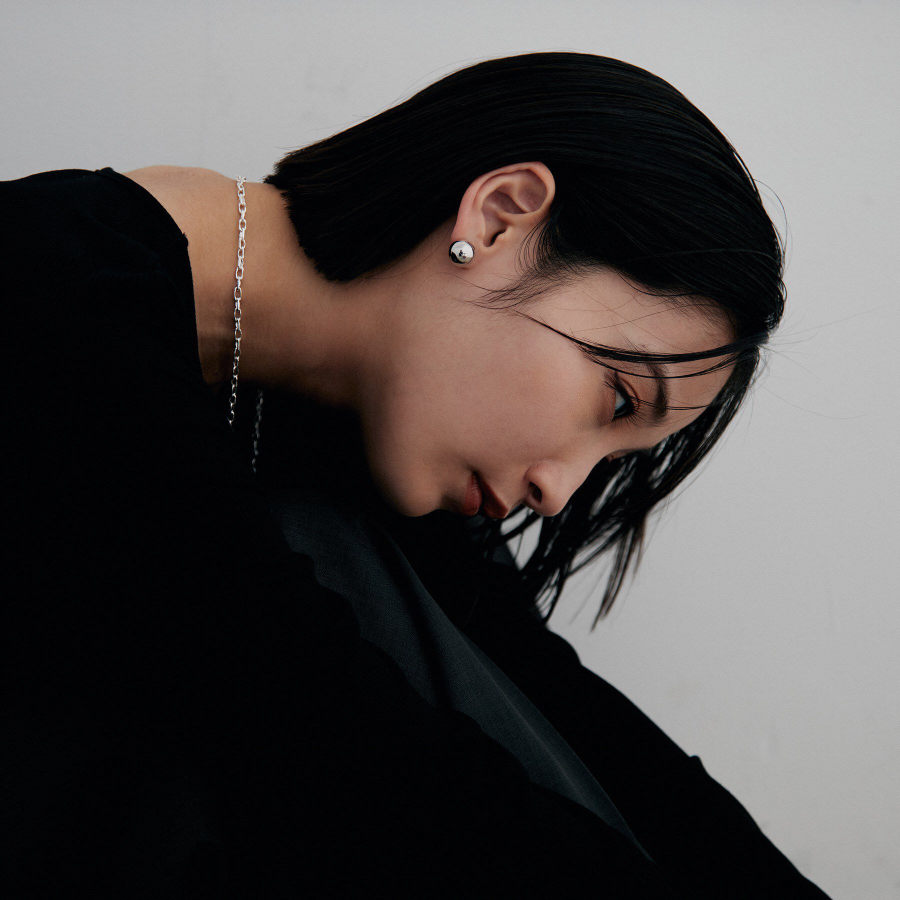 COCOSHNIK ONKITSCH「シルバー ホロウピアス ボールスタッドM」|ピアス|