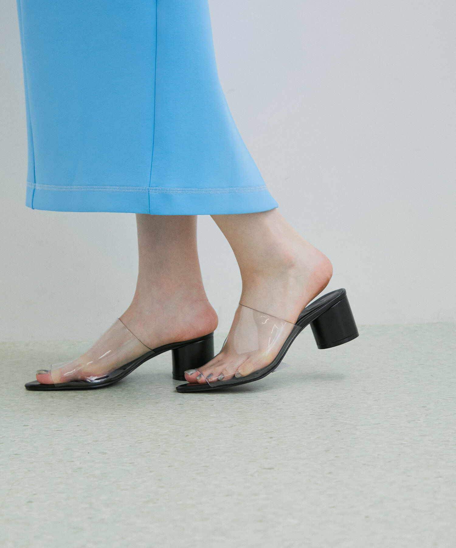 ADAM ET ROPE'「クリアミュール」|サンダル|ブラック(01)