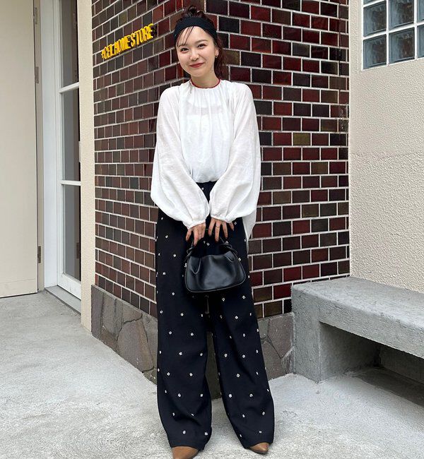  「ビージーフラワースラックス」|チノ|