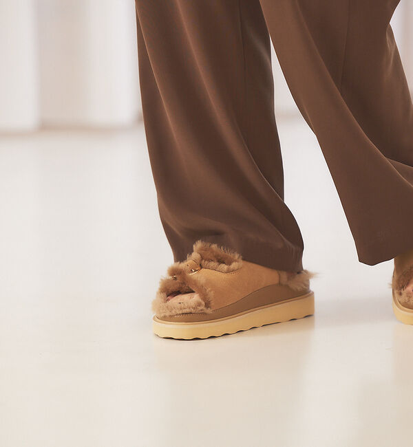 Rouge vif「【MOHI／モヒ】 ムートンベルトサンダル」|サンダル|