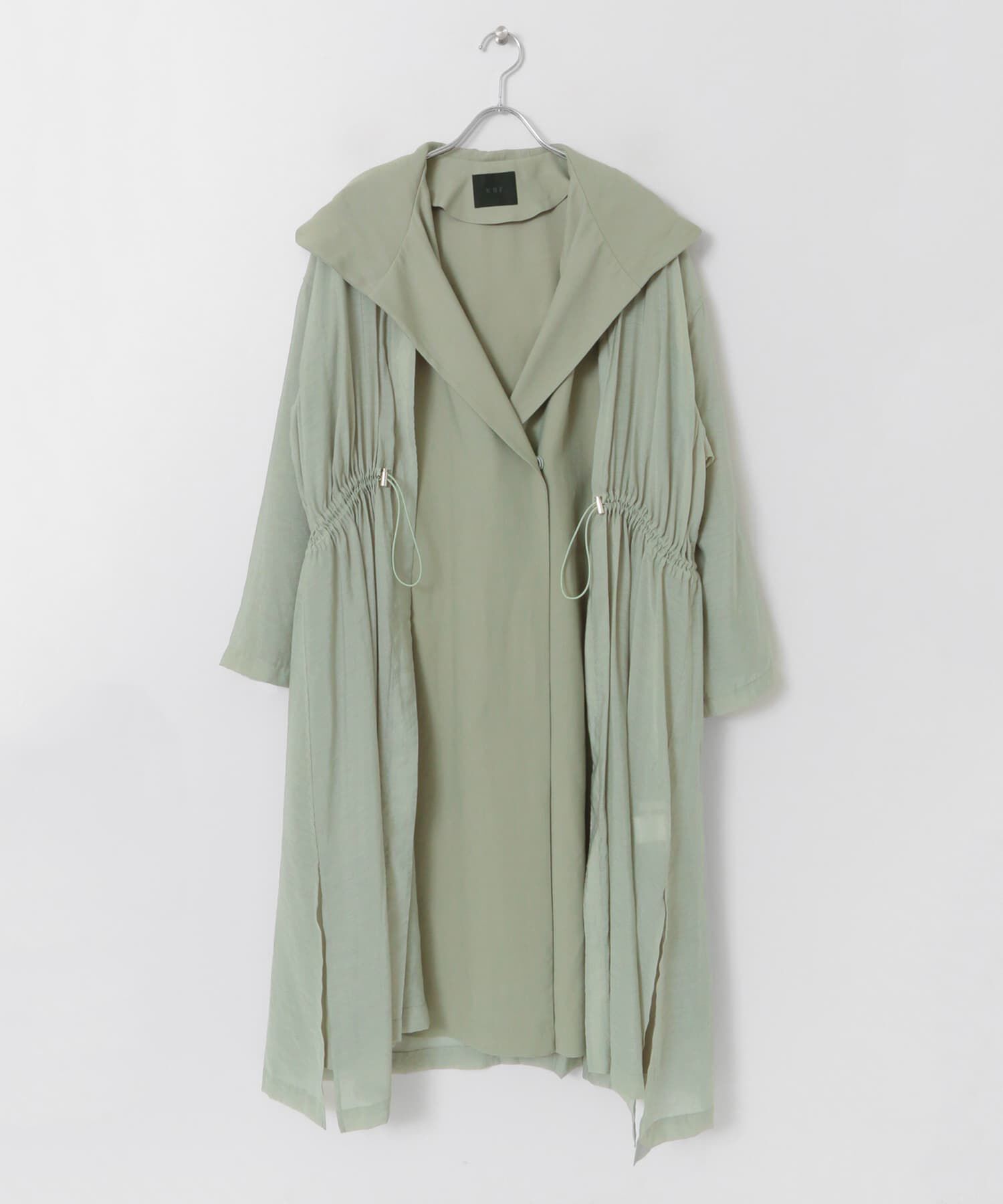  「レイヤードフーディーコート」|ノーカラーコート|