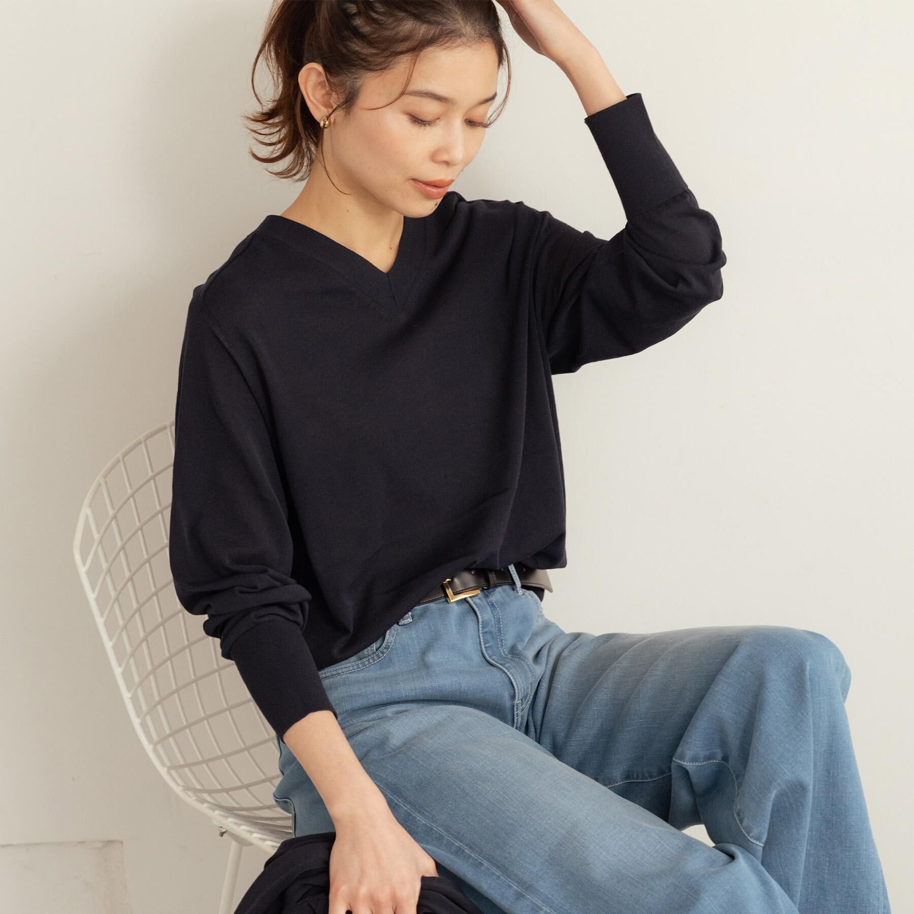 UNTITLED「シアーVネックニット」|ニット・セーター|ネイビー(094)