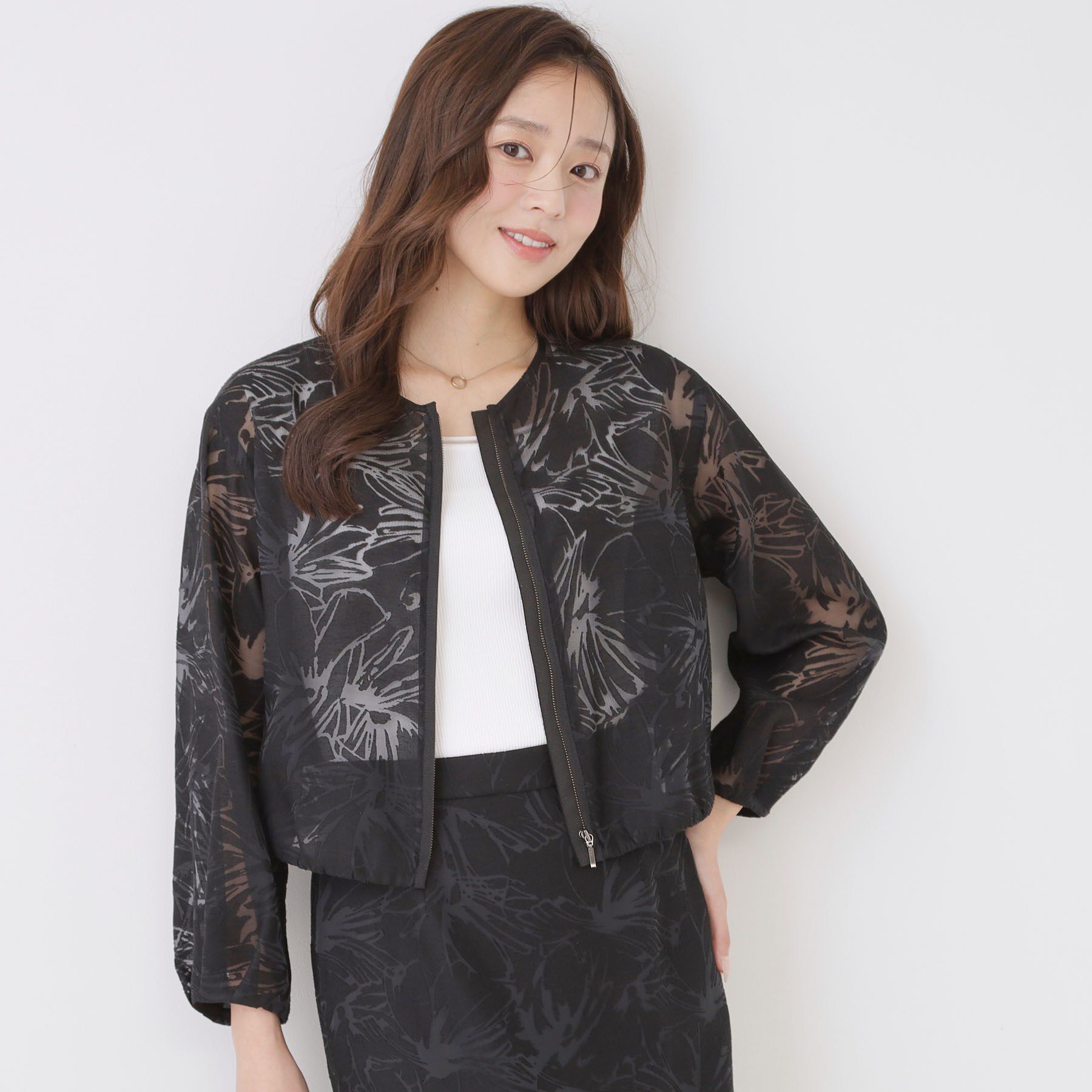 COUP DE CHANCE「【手洗い可／日本製／／セットアップ可】オパール花柄ブルゾン」|ブルゾン・スタジャン|ブラック(119)