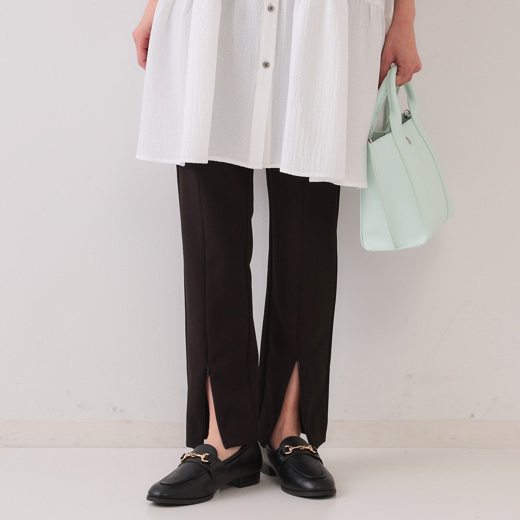 OPAQUE.CLIP「ストレッチ フロントスリットZIPスティックパンツ【洗濯機洗い可】」|その他|