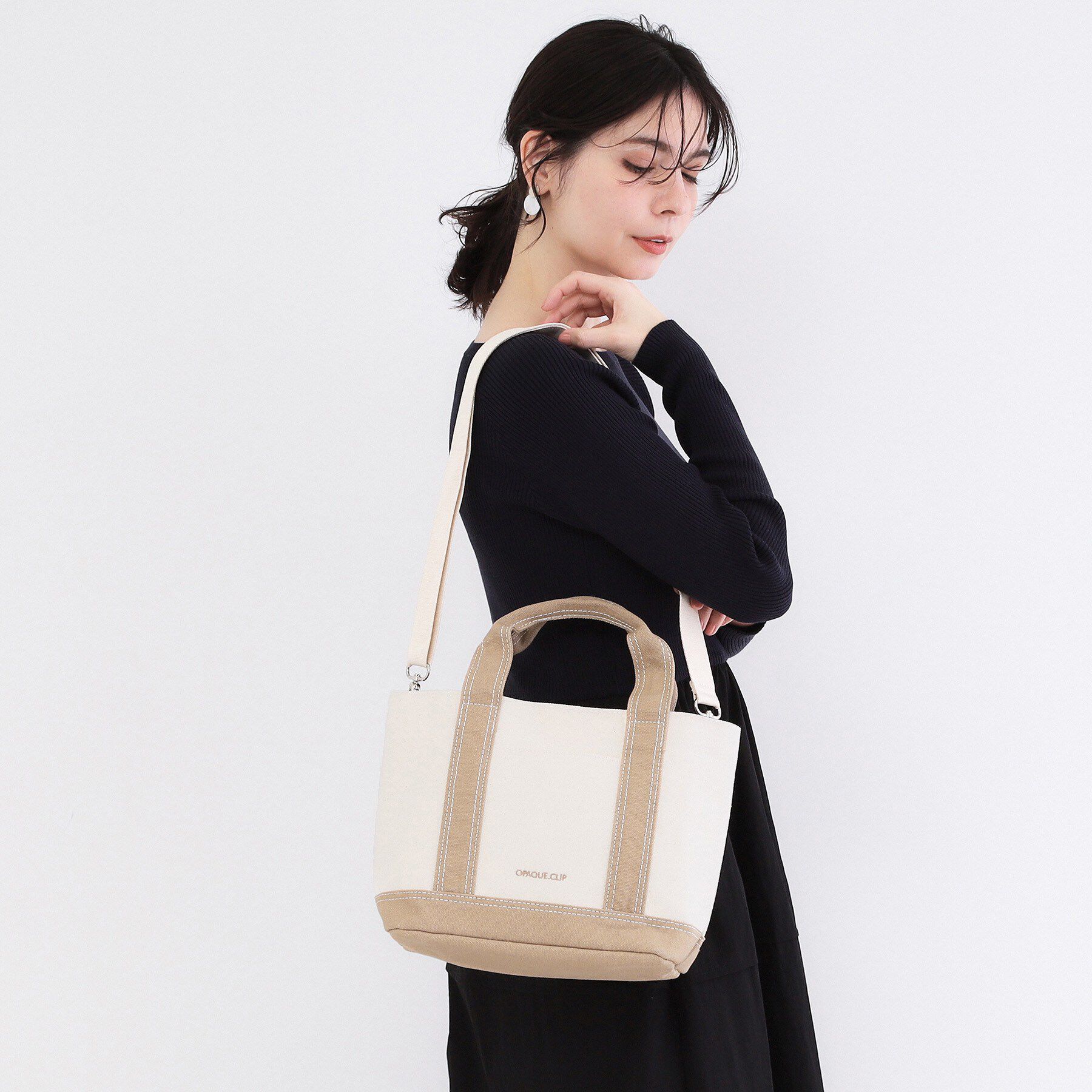 OPAQUE.CLIP「2WAYバイカラー帆布ミドルトート」|トートバッグ|ベージュ(052)