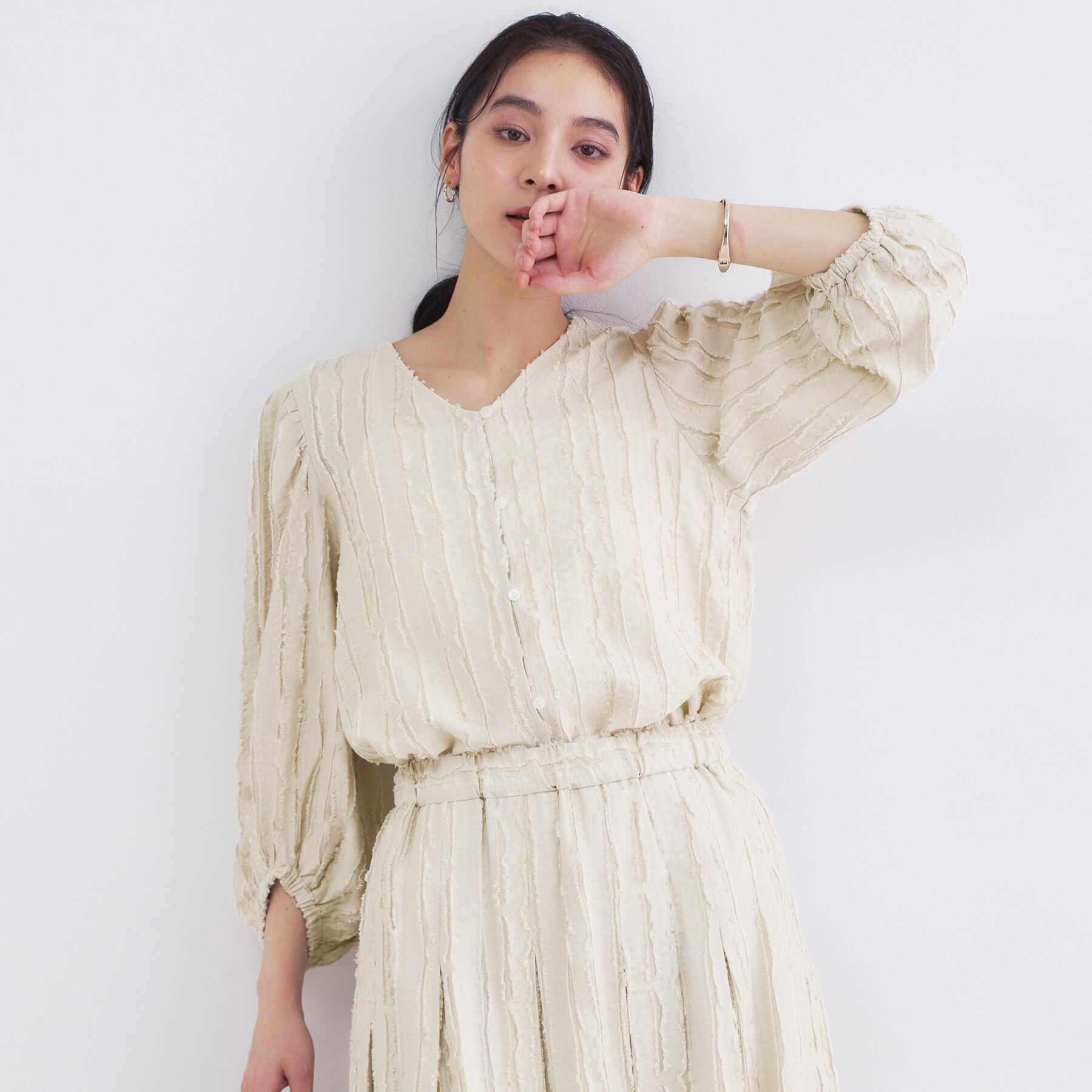 OPAQUE.CLIP「フリンジジャカードブラウス【洗濯機OK】」|シャツ・ブラウス|ベージュ(052)