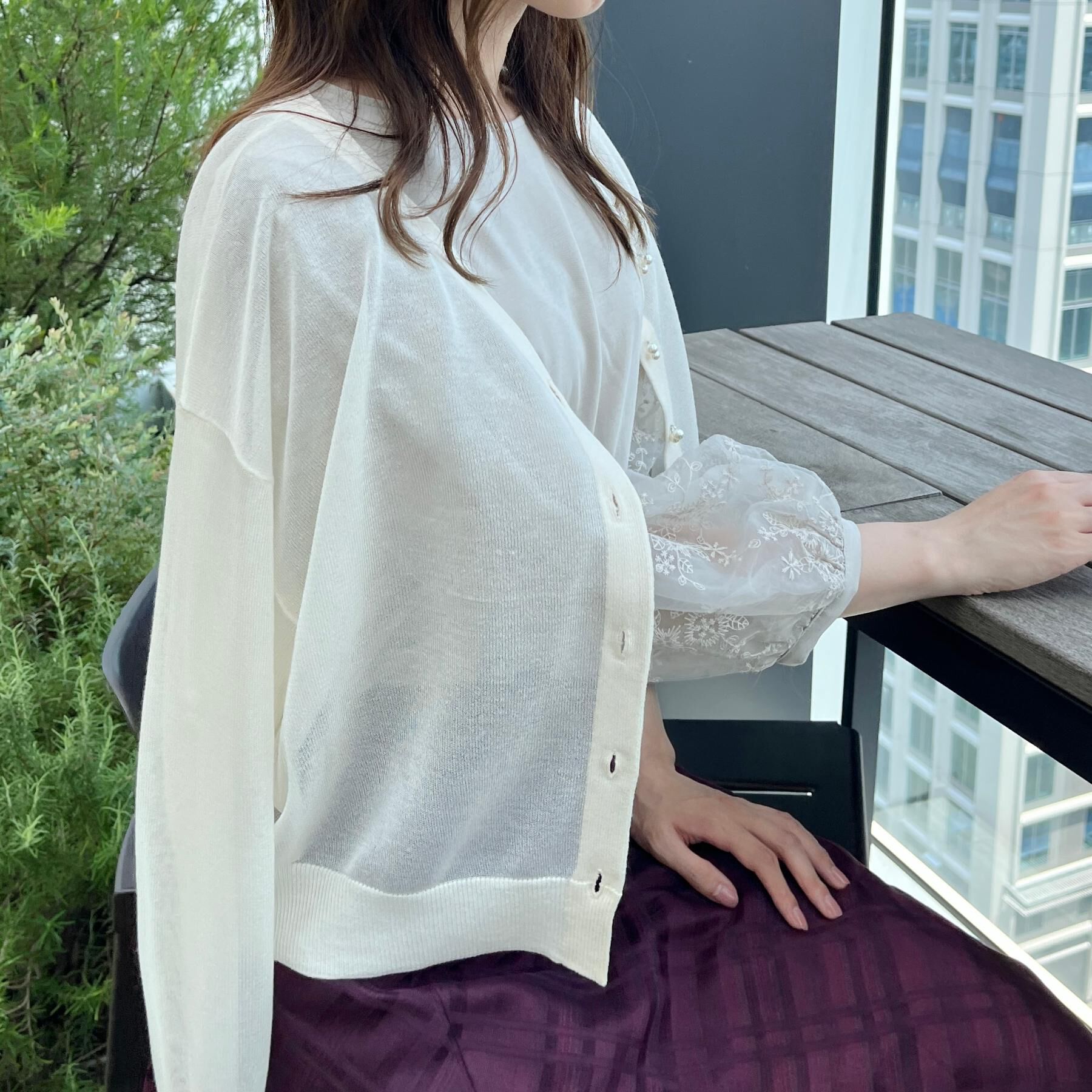 Couture broach「【秋カラー・オシャレな透け感】ダブルパール調シアーカーディガン」|カーディガン|