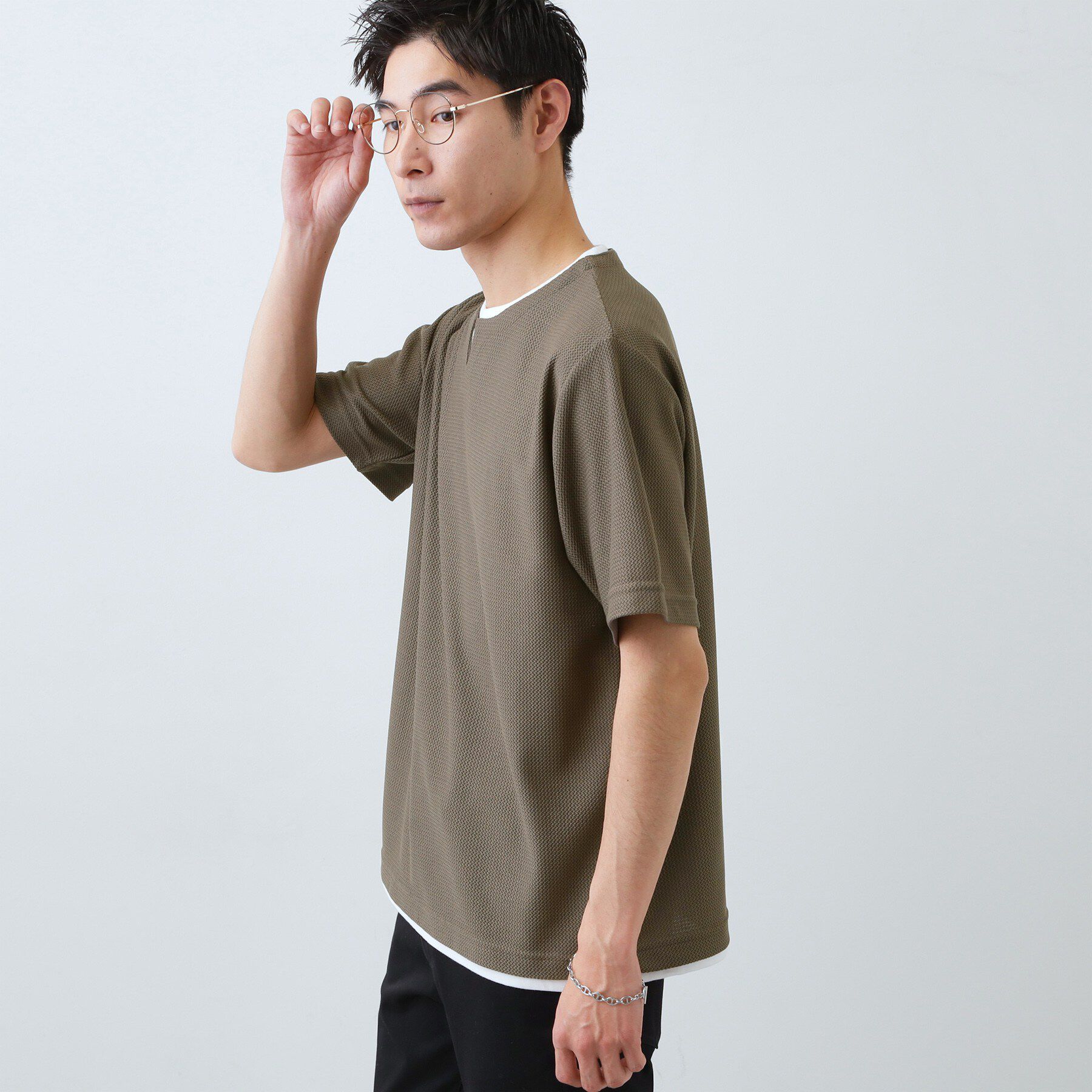 THE SHOP TK「【一枚でコーディネートが完成！】レイヤード風 キーネック 半袖Tシャツ 洗濯機OK」|Tシャツ・カットソー|