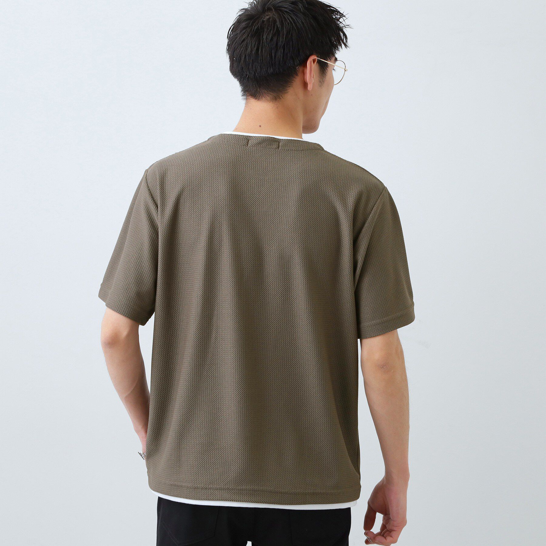 THE SHOP TK「【一枚でコーディネートが完成！】レイヤード風 キーネック 半袖Tシャツ 洗濯機OK」|Tシャツ・カットソー|