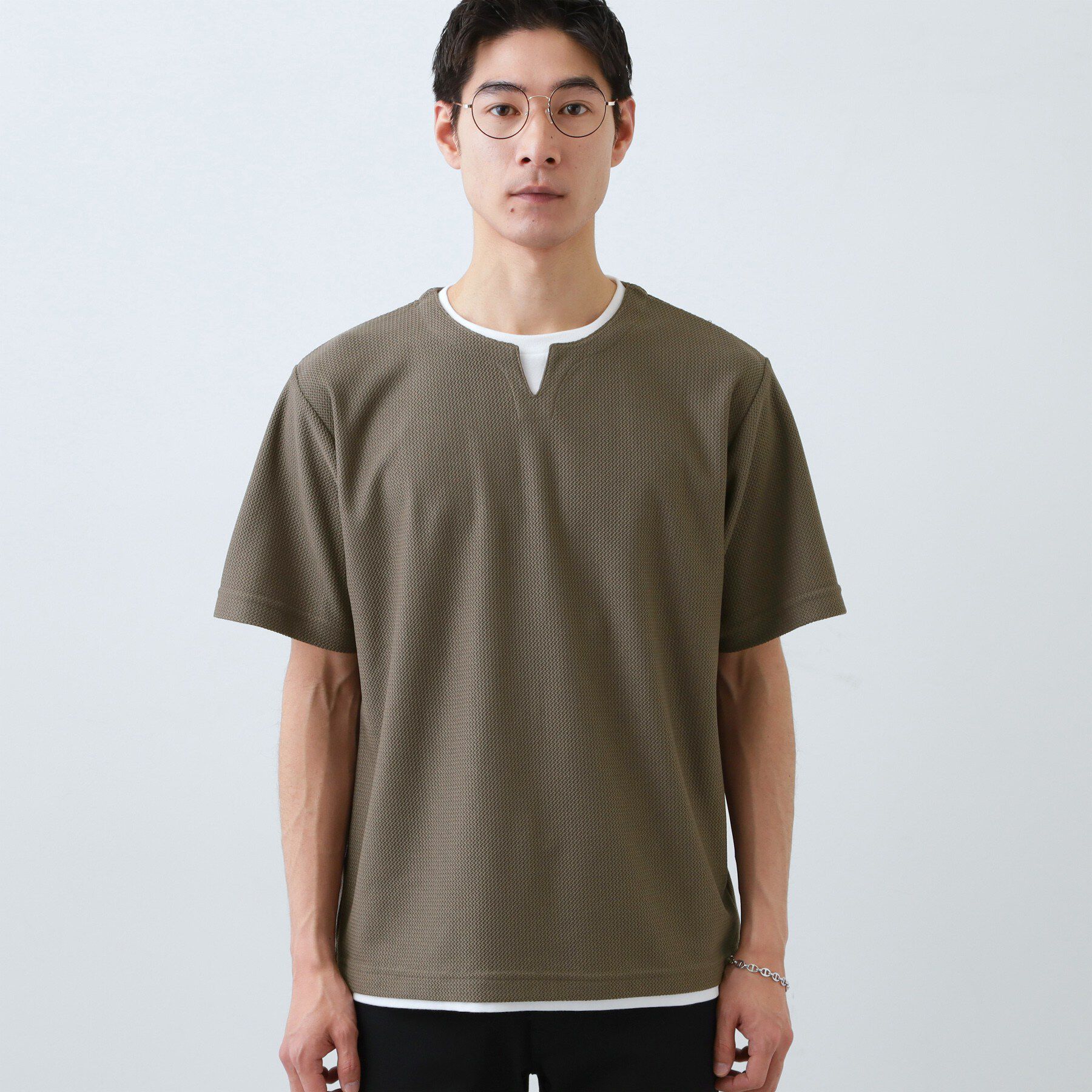 THE SHOP TK「【一枚でコーディネートが完成！】レイヤード風 キーネック 半袖Tシャツ 洗濯機OK」|Tシャツ・カットソー|