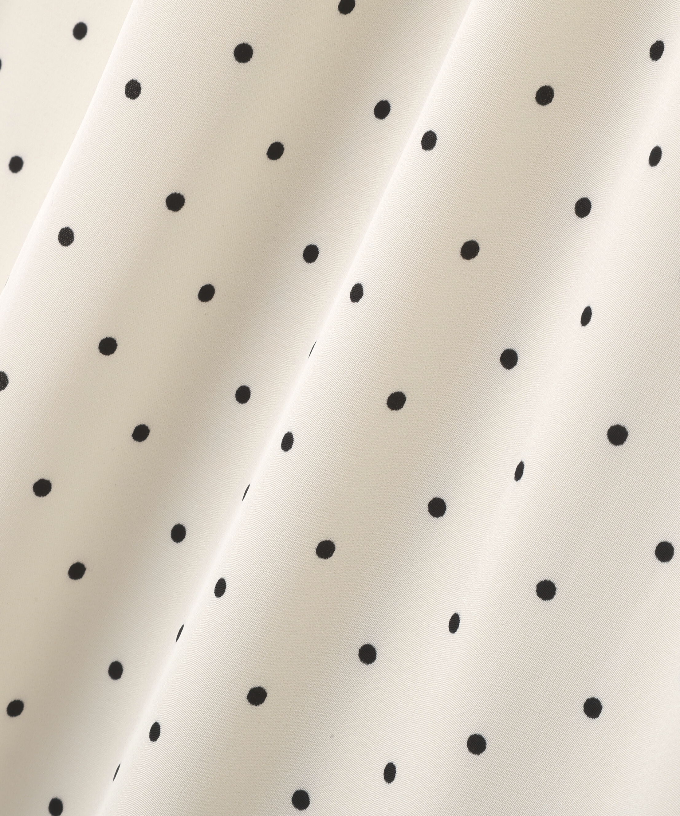  「レーストリムサテンミディスカート」|スカート|