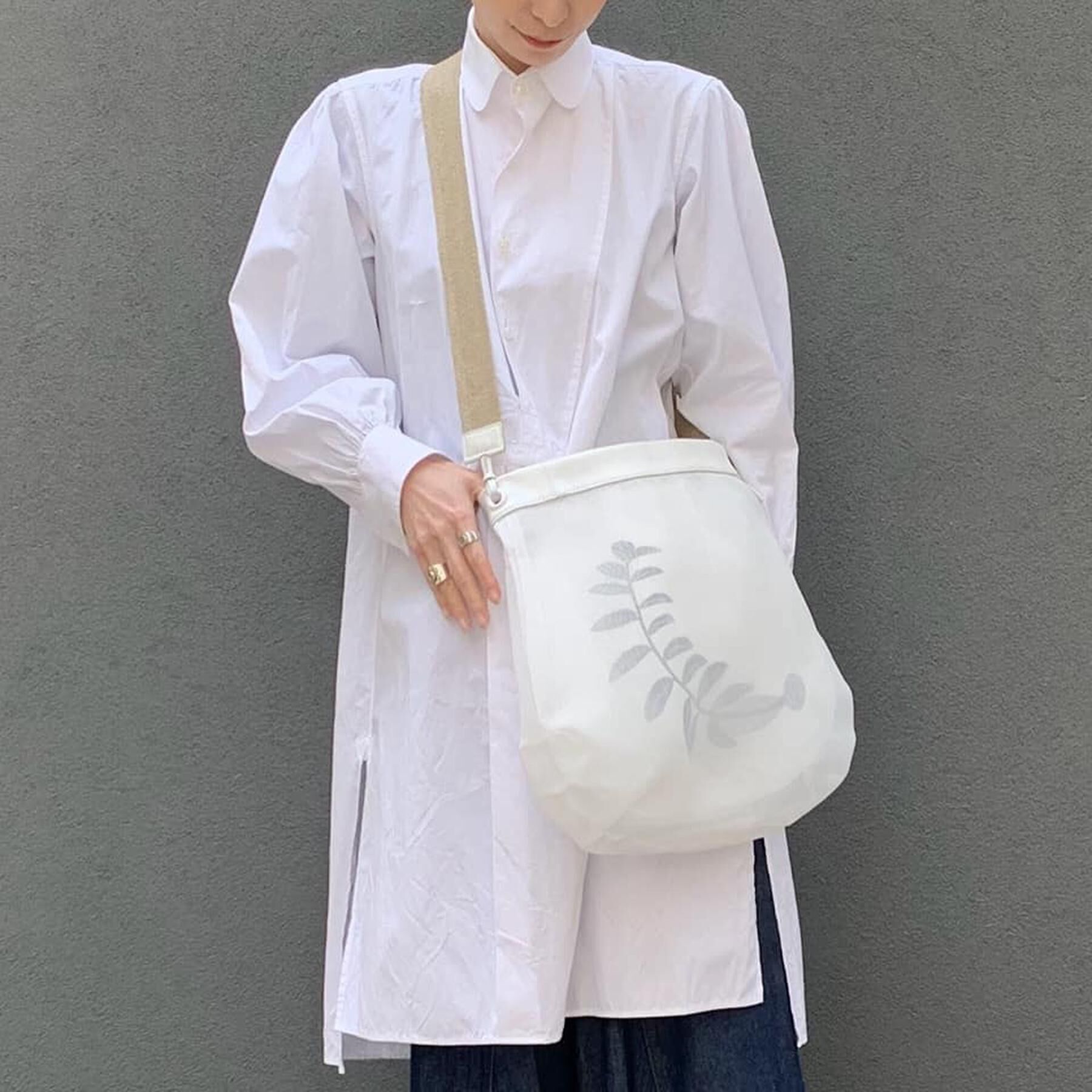 HIROKO HAYASHI「FABRE（ファーブル）ショルダーバッグM」|ショルダー・メッセンジャー|