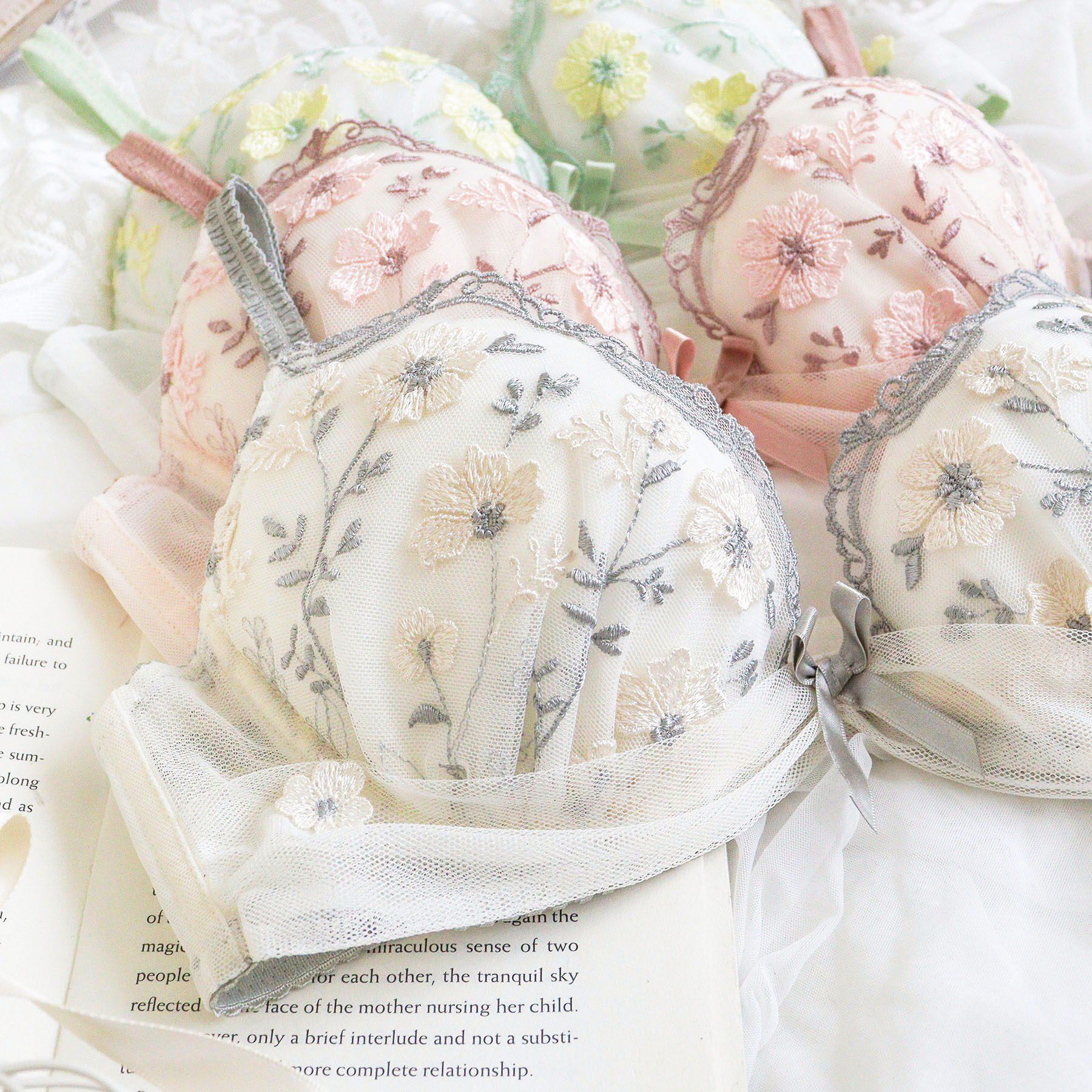 Risa Magli「ラーレ ブラジャー (G-H) ＜Glamor Bra／サイドすっきりタイプ＞」|インナー|