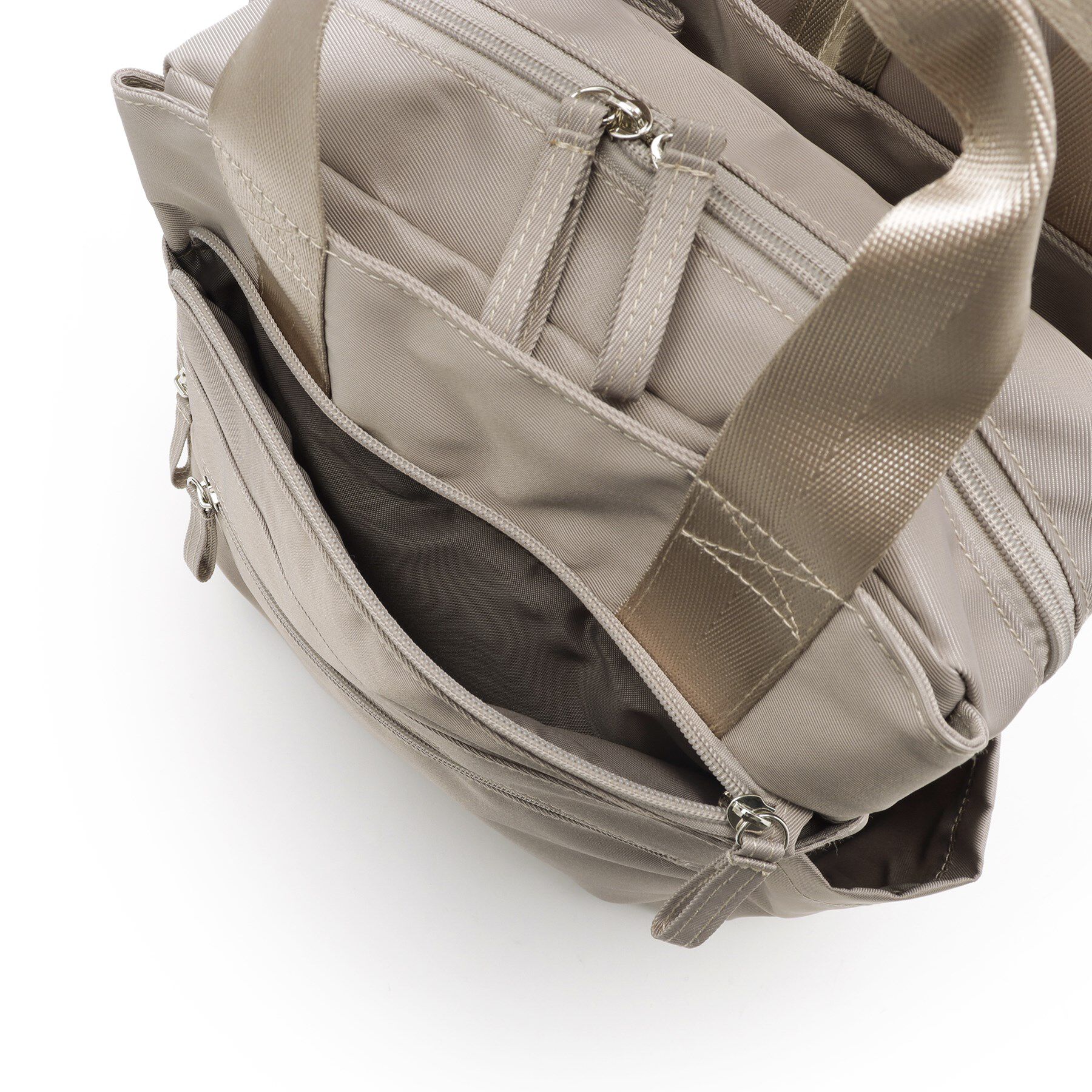 ITS&rsquo;DEMO「＜人間工学＞撥水リュック」|リュック|