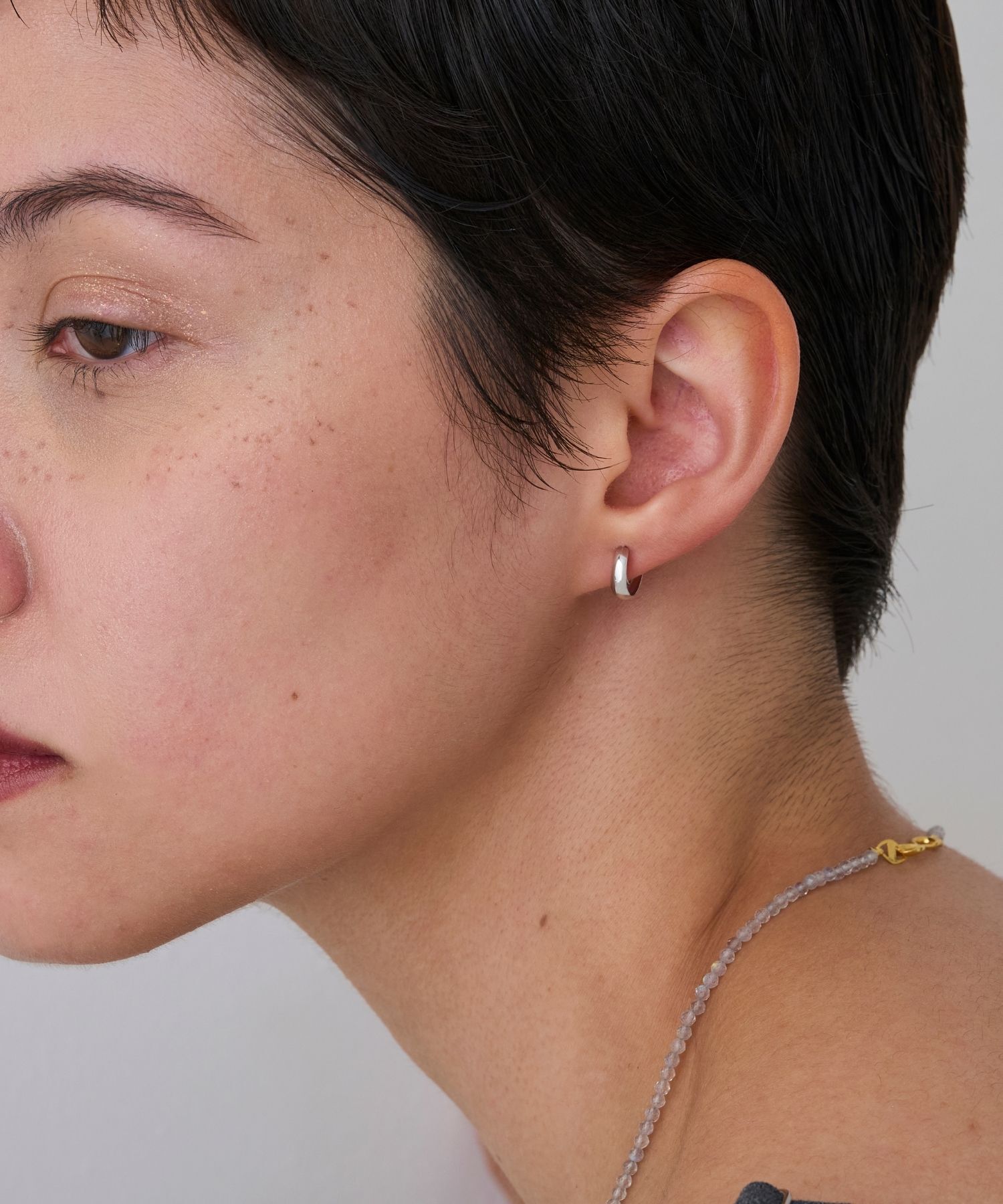 JUPITER「【K10】パフィーフープイヤリング/金属アレルギー対応　ニッケルフリー　シルバー」|イヤリング|