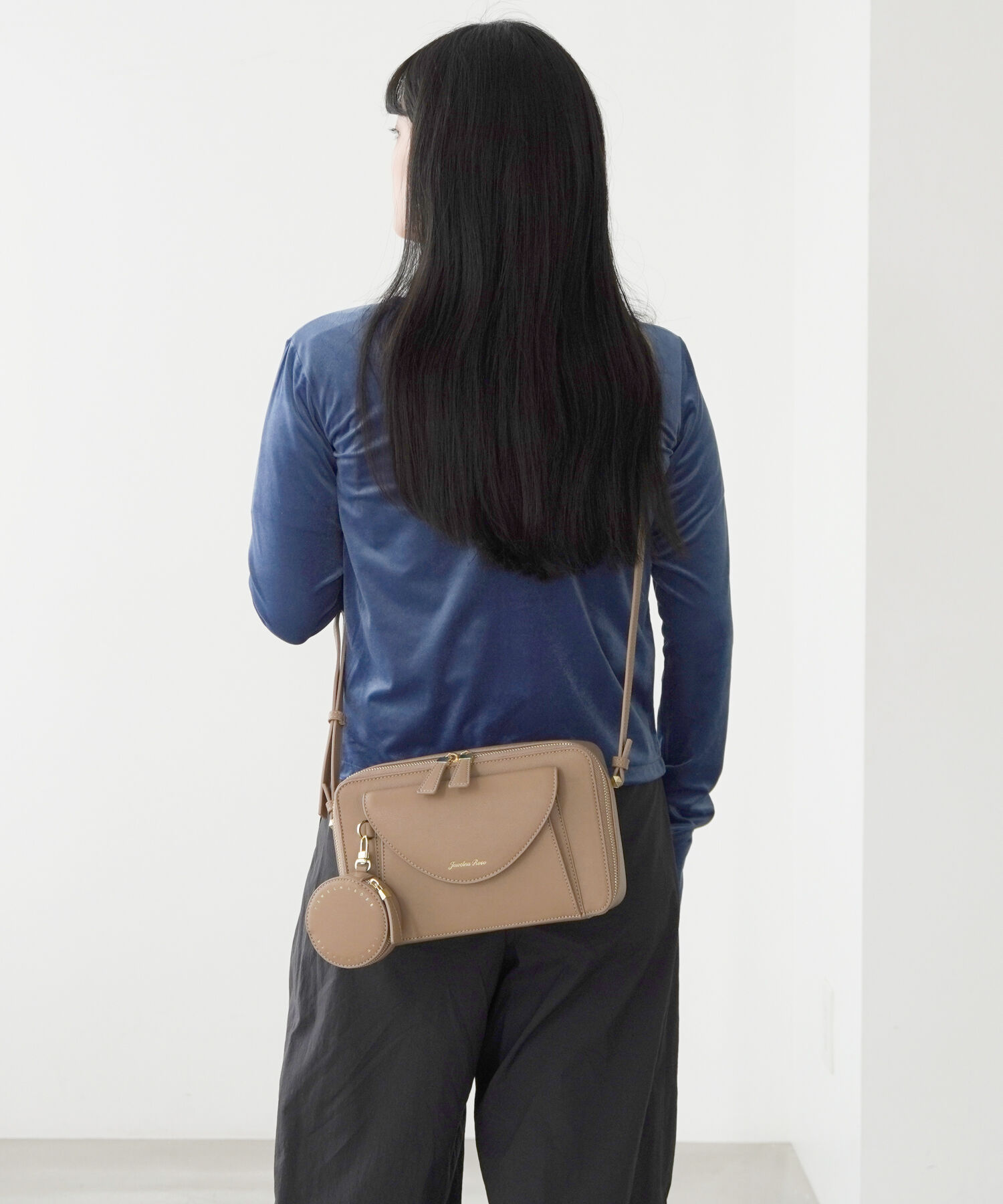 Jewelna Rose「Jewelna Rose ヴィクシー ショルダーバッグ コンパクトバッグ 16231」|ショルダー・メッセンジャー|グレージュ