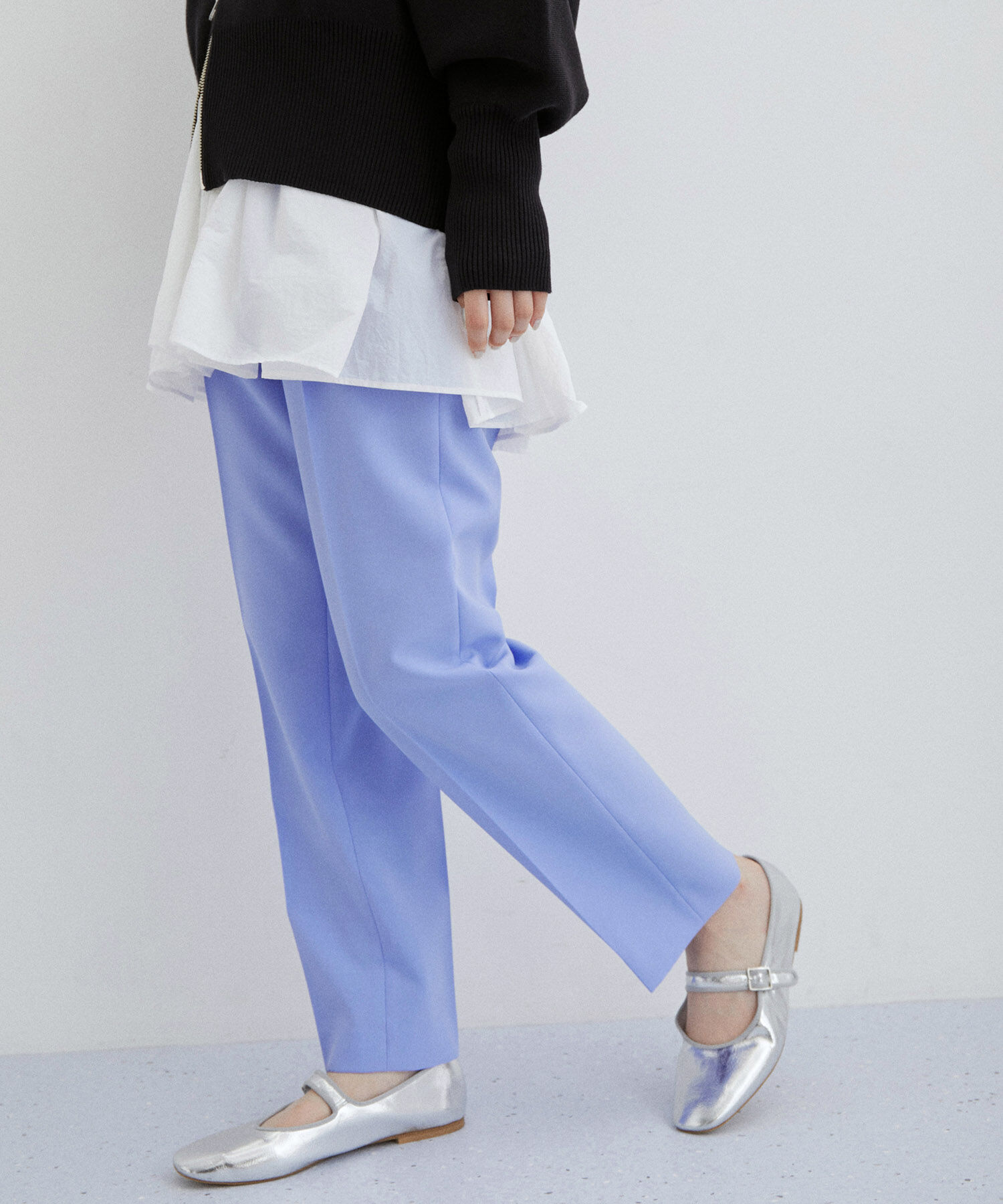 ADAM ET ROPE'「【サステナブル】スリムスラックス」|スラックス|