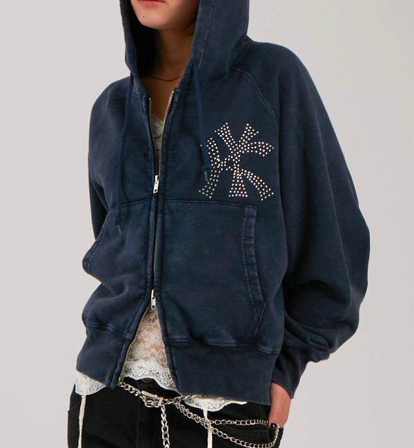  「【UNISEX】KOOKY'N KYケミカルラインストーンジップパーカー」|パーカー|