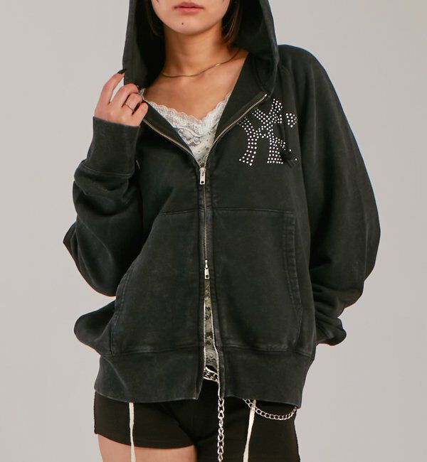  「【UNISEX】KOOKY'N KYケミカルラインストーンジップパーカー」|パーカー|