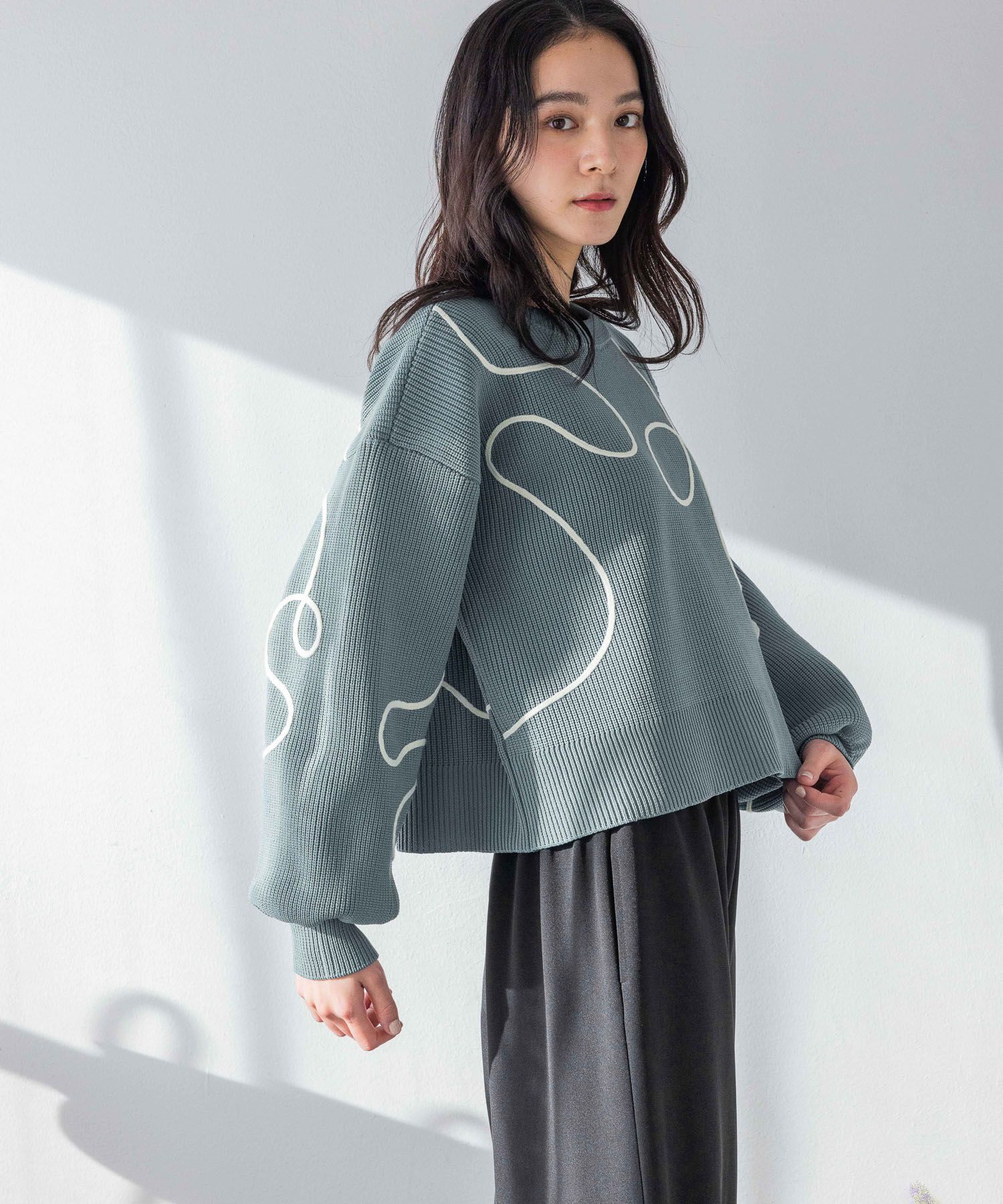 LOWRYS FARM「【前後着用可能】エンブロイダリー２ＷＡＹカーディガン」|ニット・セーター|