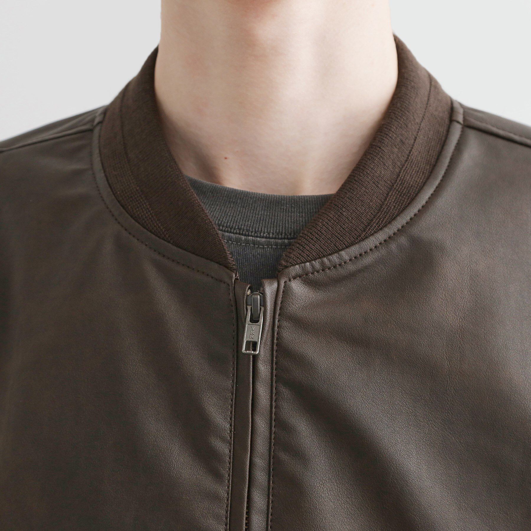 tk.TAKEO KIKUCHI「シンセティックレザー MA－1」|ブルゾン・スタジャン|