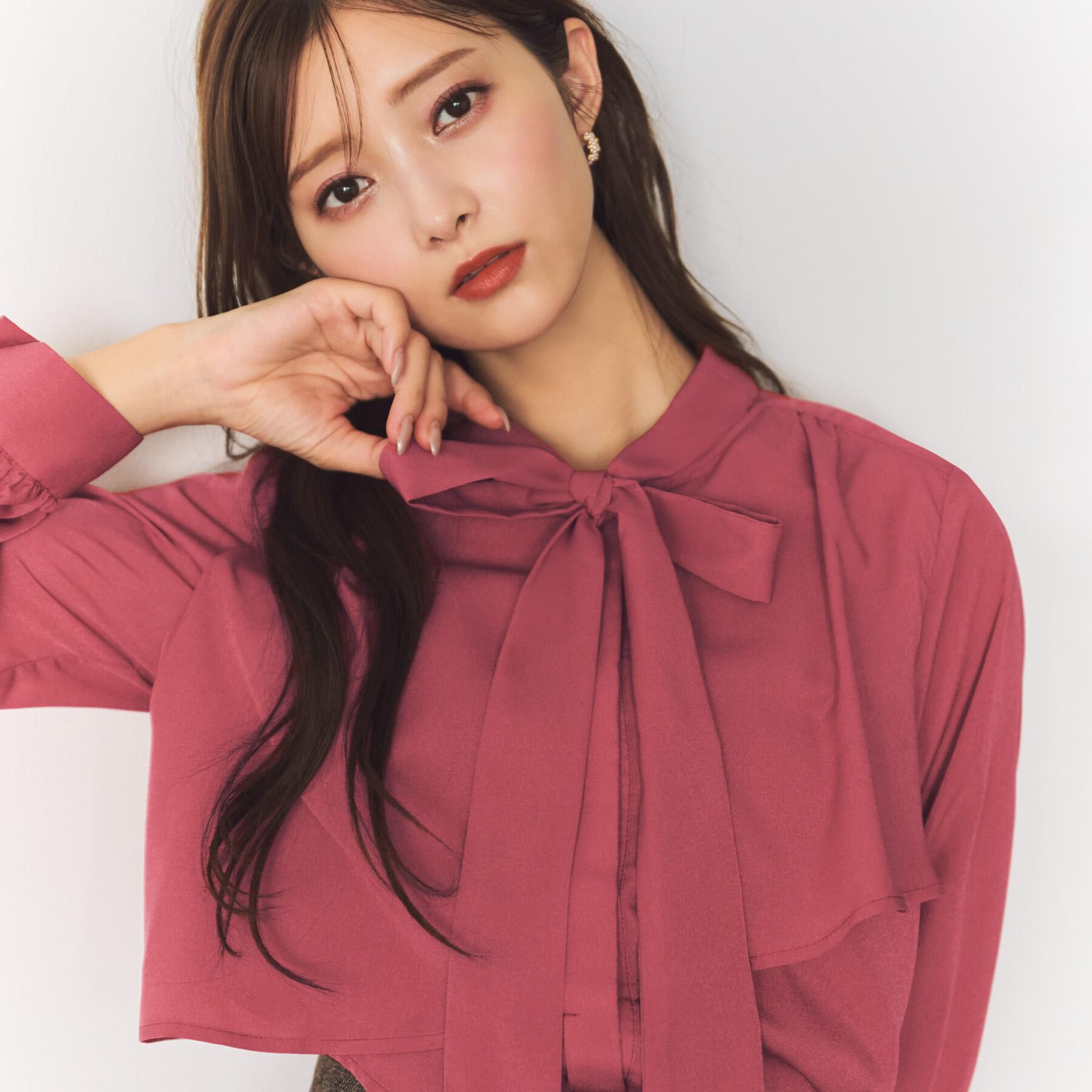 index「アシンメトリーレイヤードボウタイブラウス【洗濯機OK/イージーアイロン/防シワ】《XS～3L》」|シャツ・ブラウス|