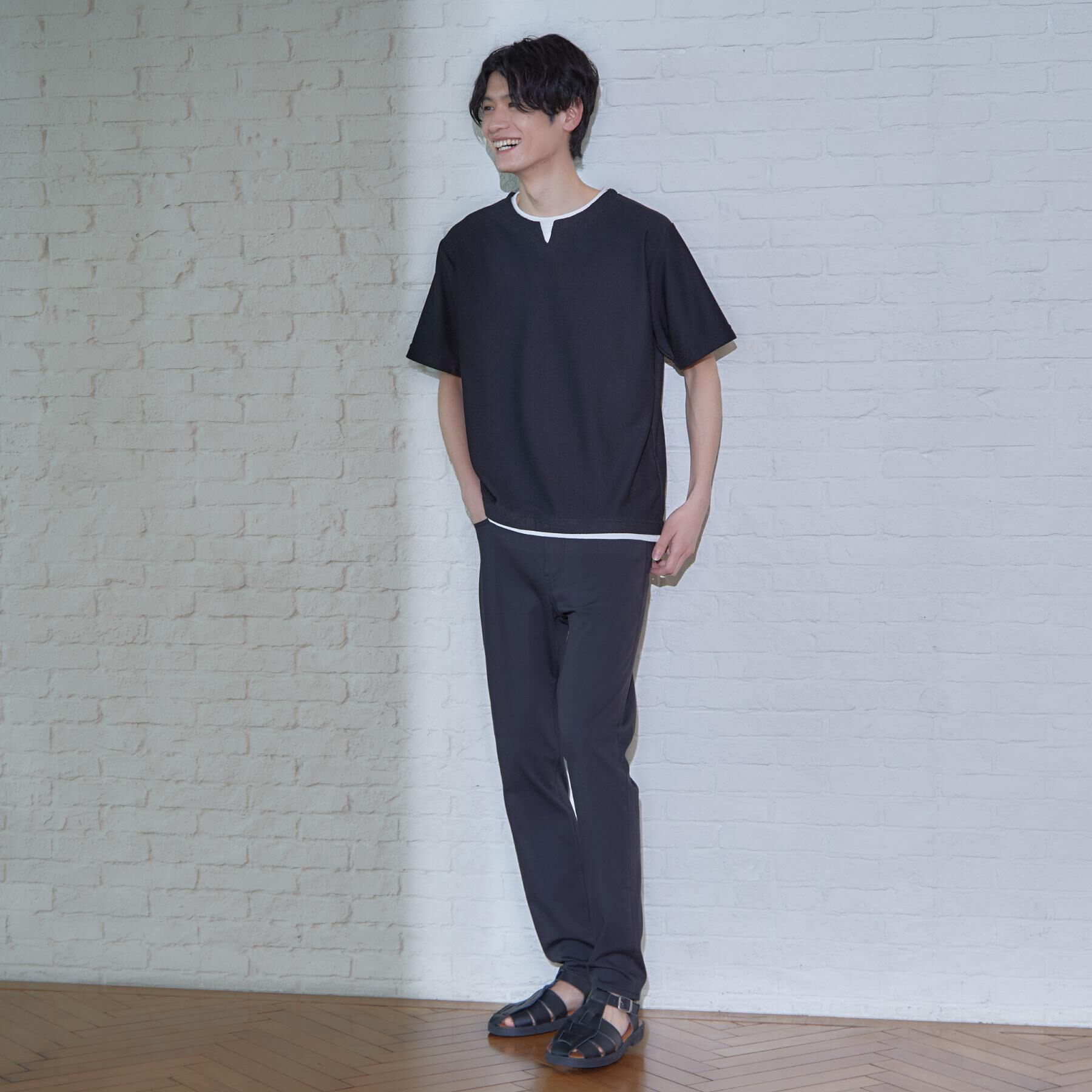 THE SHOP TK「【一枚でコーディネートが完成！】レイヤード風 キーネック 半袖Tシャツ 洗濯機OK」|Tシャツ・カットソー|