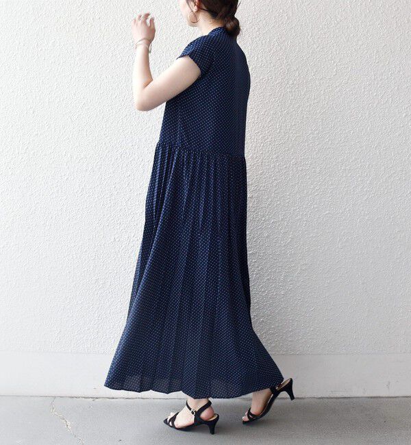 SHIPS any「《予約》SHIPS any:〈手洗い可能〉ドット バンドカラー フレンチ プリーツ ロング ワンピース」|ワンピース|