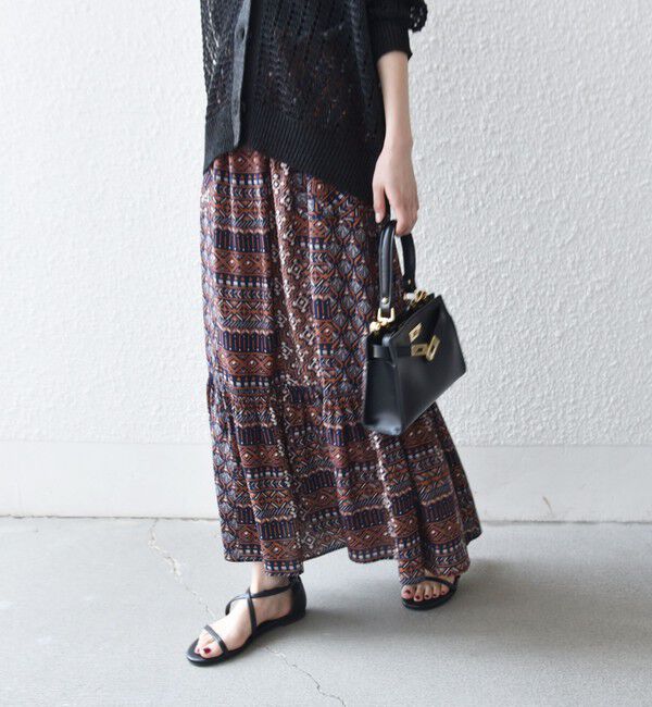 SHIPS any「《予約》SHIPS any:〈洗濯機可能〉パッチワーク ジオメ プリント ドロスト ギャザー スカート」|フレア|ネイビー