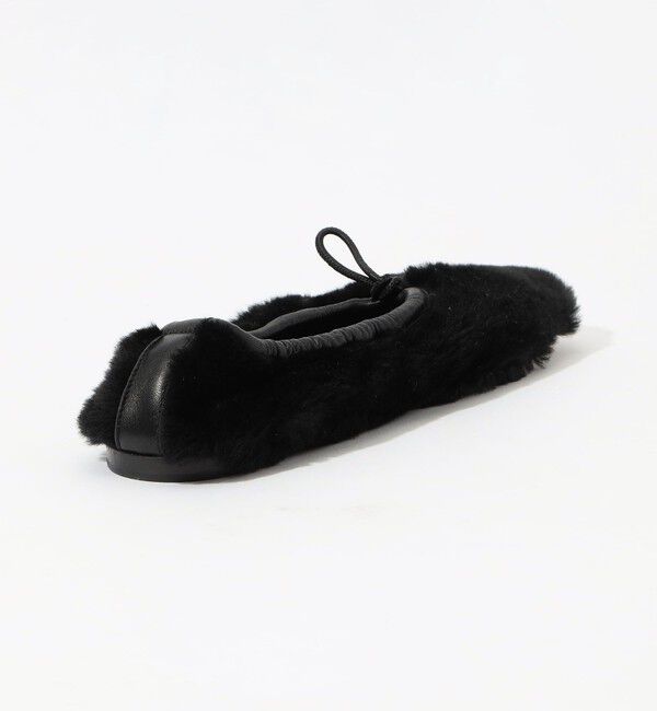 TOMORROWLAND GOODS「HEREU Puntera Shearling ムートンフラットシューズ」|バレエシューズ|