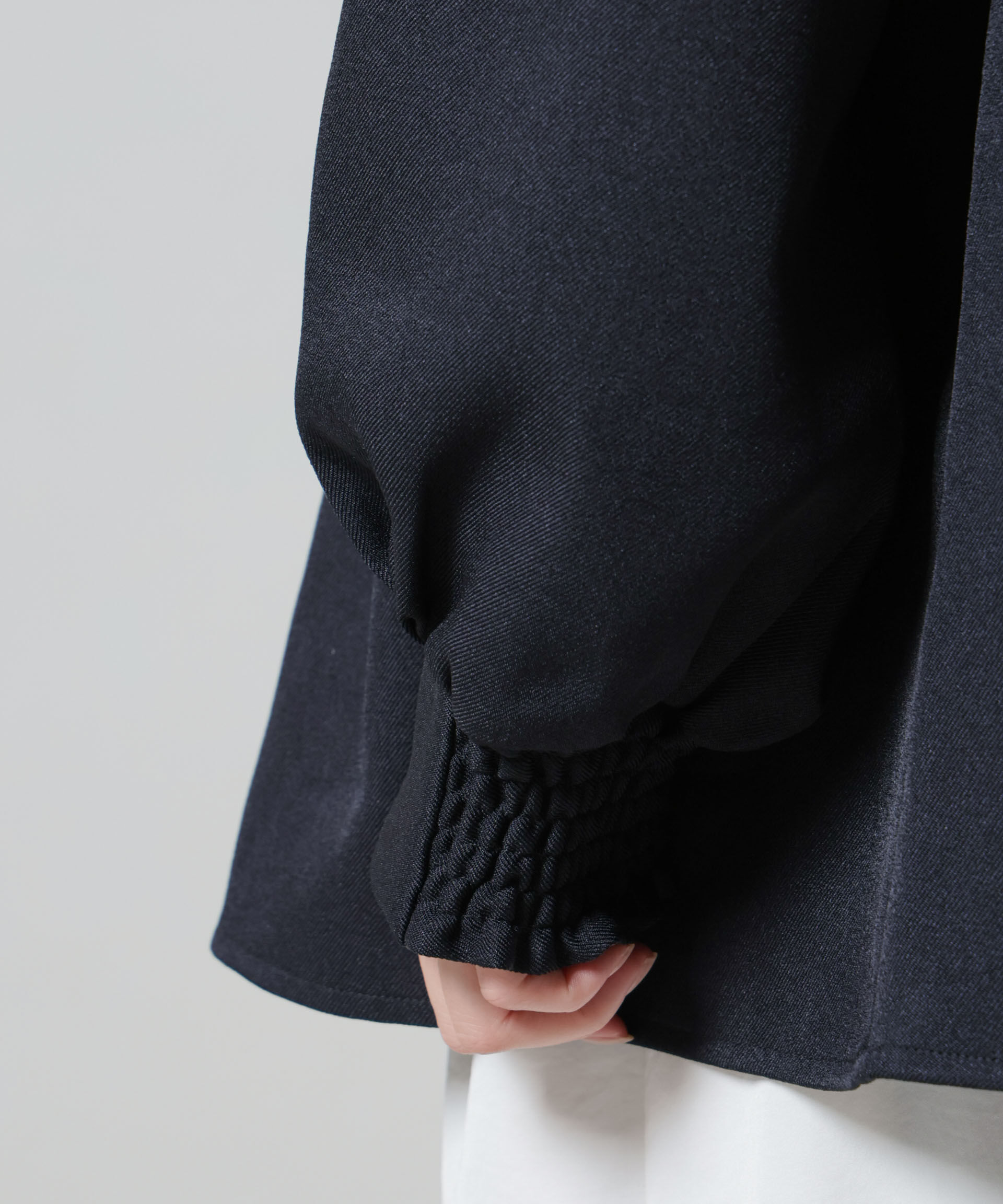 nano･universe「ｳｰﾙﾗｲｸﾎﾟﾘｴｽﾃﾙ前後2way切り替えﾍﾟﾌﾟﾗﾑﾌﾞﾗｳｽ(ｾ  」|シャツ・ブラウス|