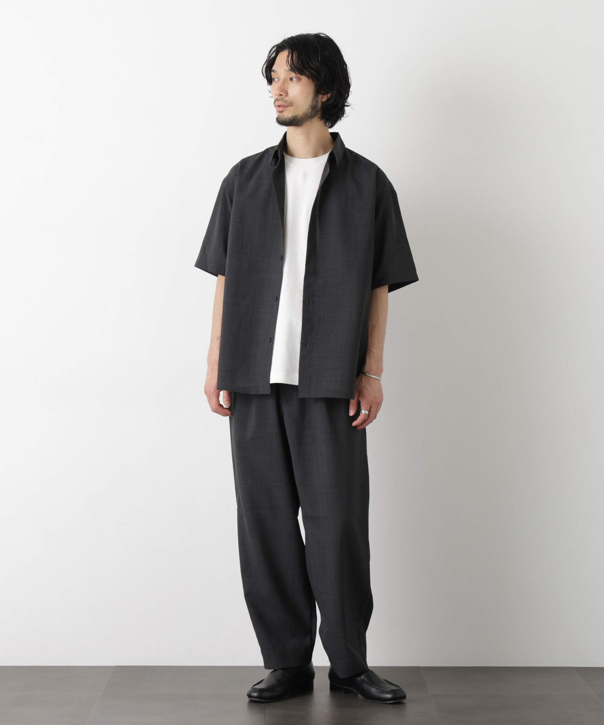 nano･universe「ライトウェイトドライ スラックス」|チノ|