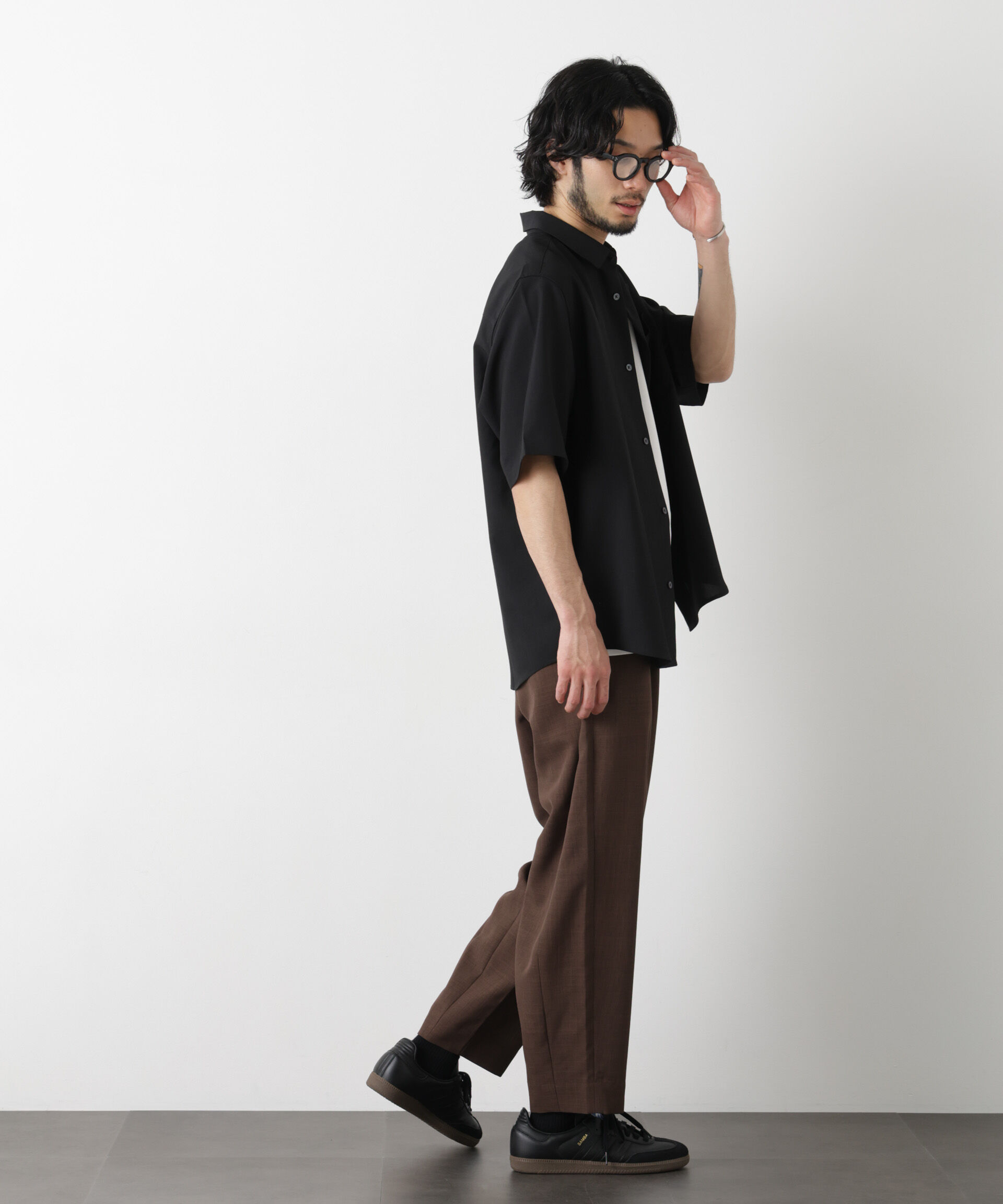 nano･universe「ライトウェイトドライ スラックス」|チノ|