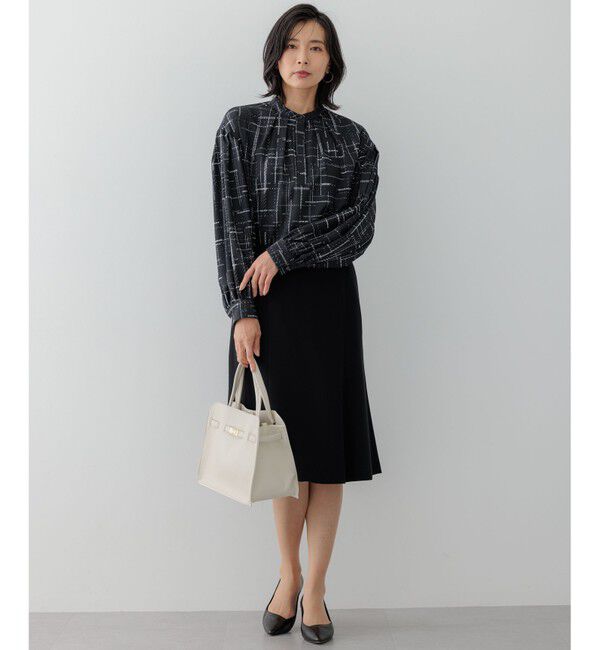 23区「【洗える】モノクロトーンプリント ブラウス」|シャツ・ブラウス|