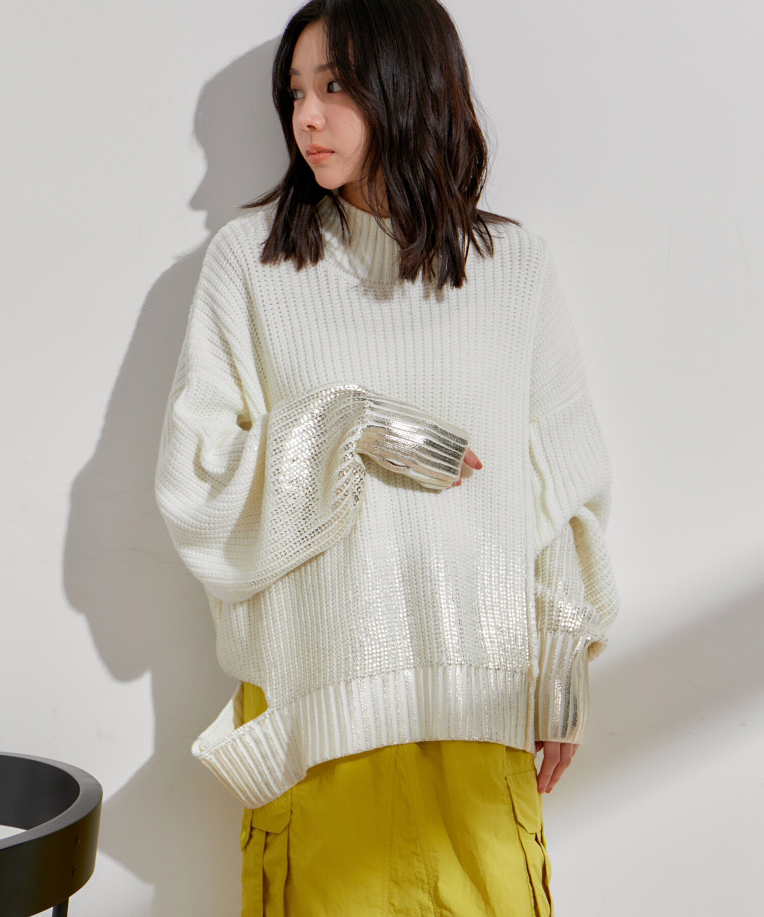 VIS「サイドカット箔ニットプルオーバー」|ニット・セーター|