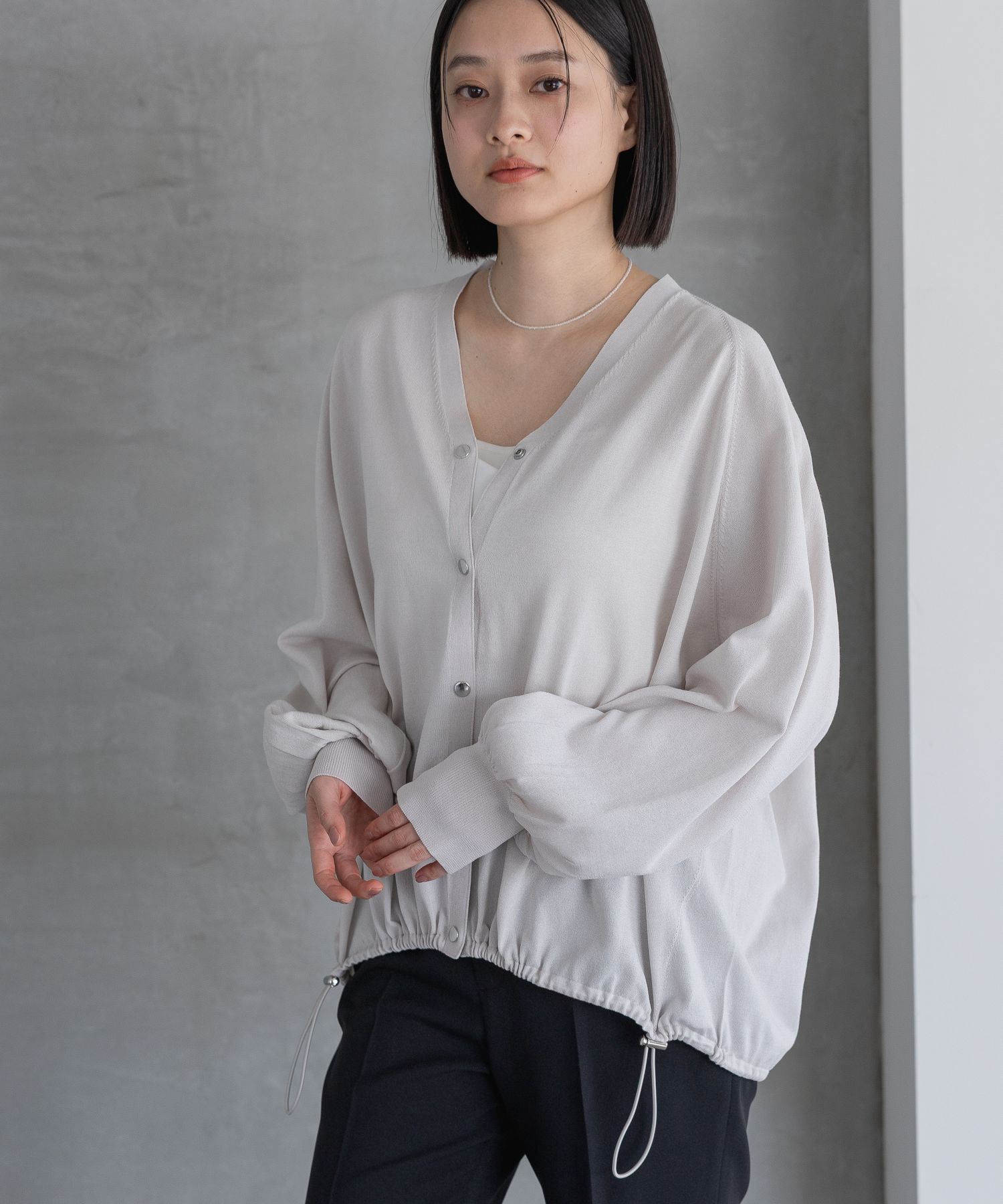 A part by 「【UVカット】ドロストビッグVカーディガン」|ニット・セーター|ライトグレー２