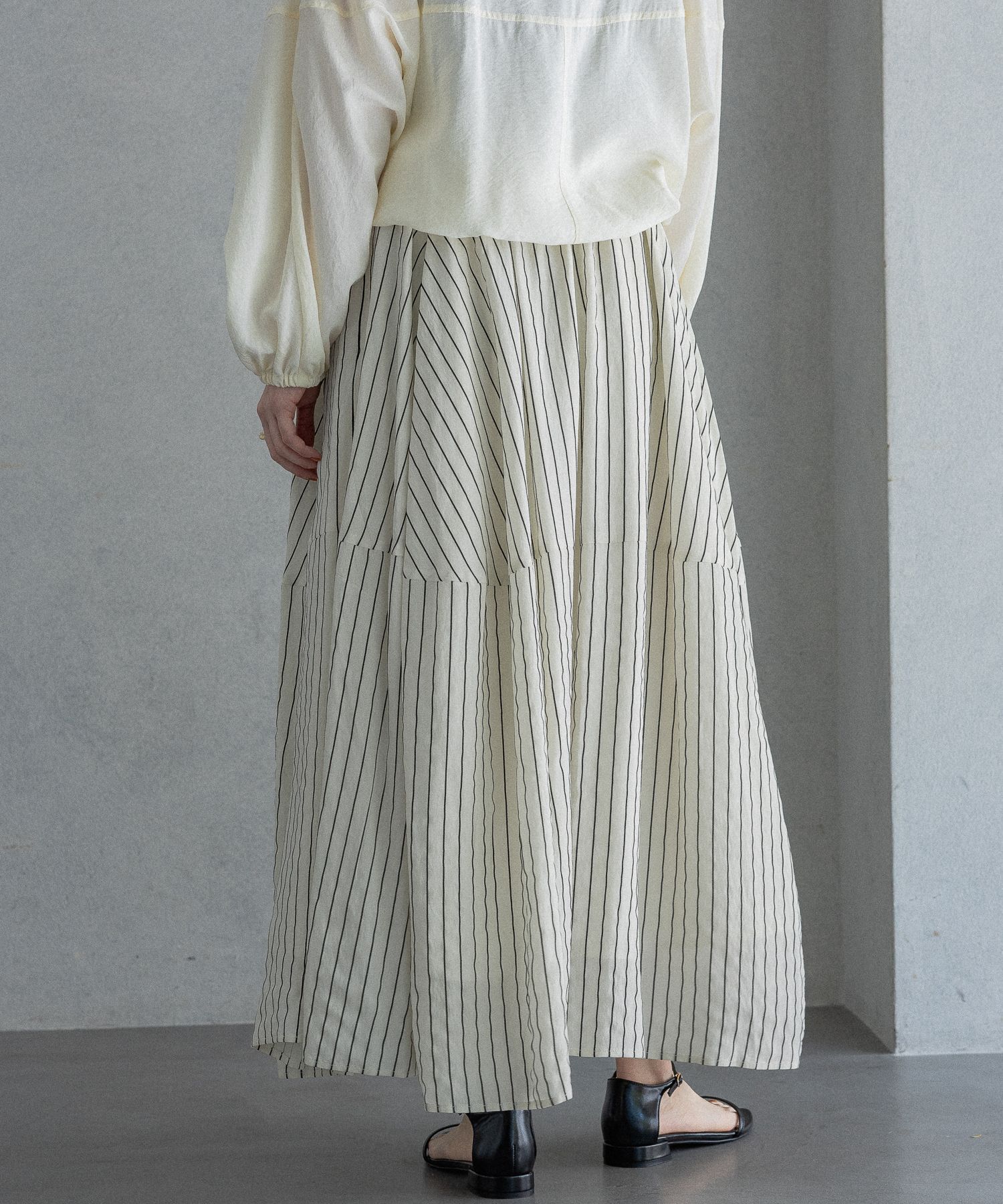 A part by 「ストライプパネルフレアースカート」|スカート|