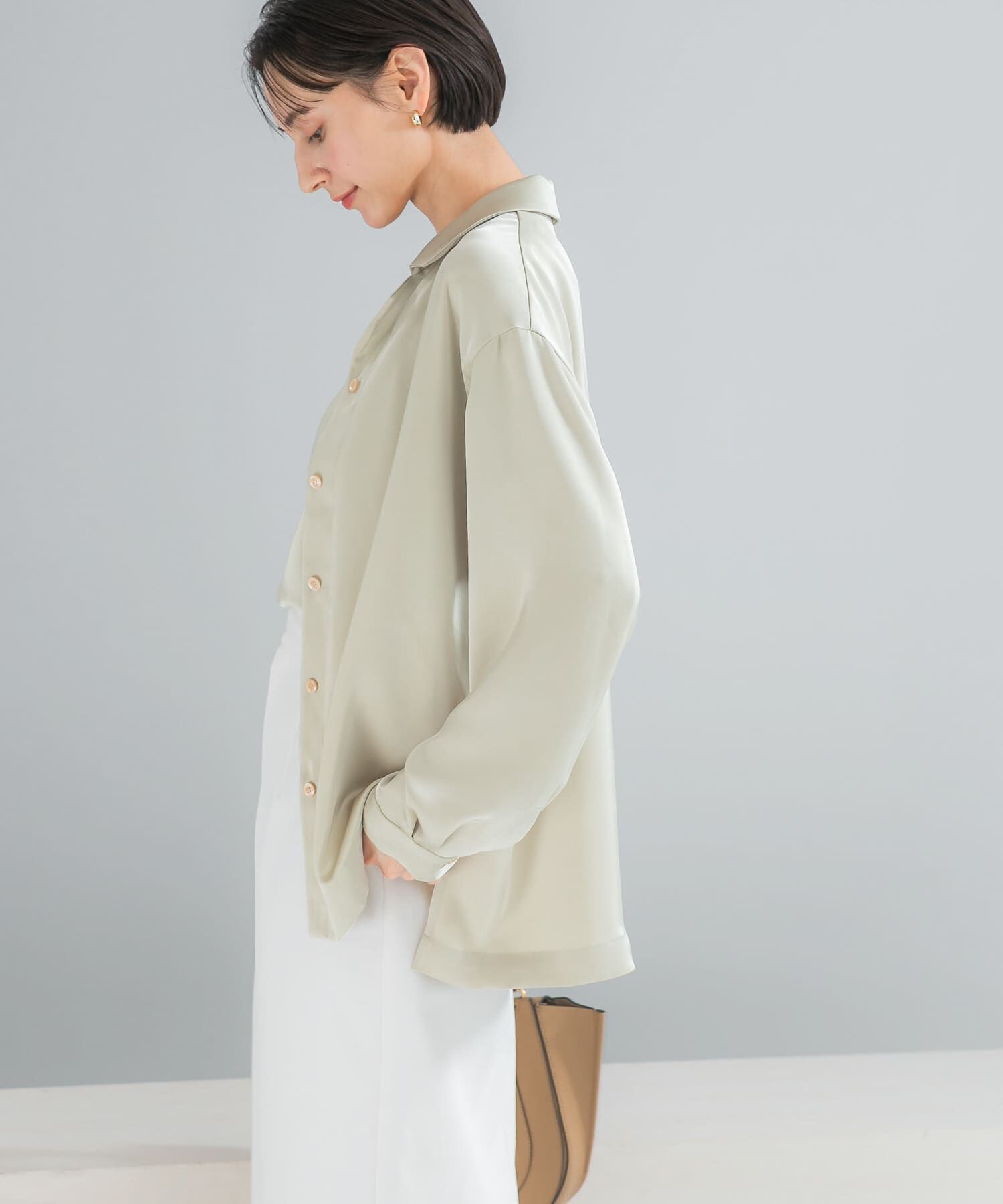 URBAN RESEARCH ROSSO「オープンカラーヴィンテージシルキーサテンブラウス」|シャツ・ブラウス|