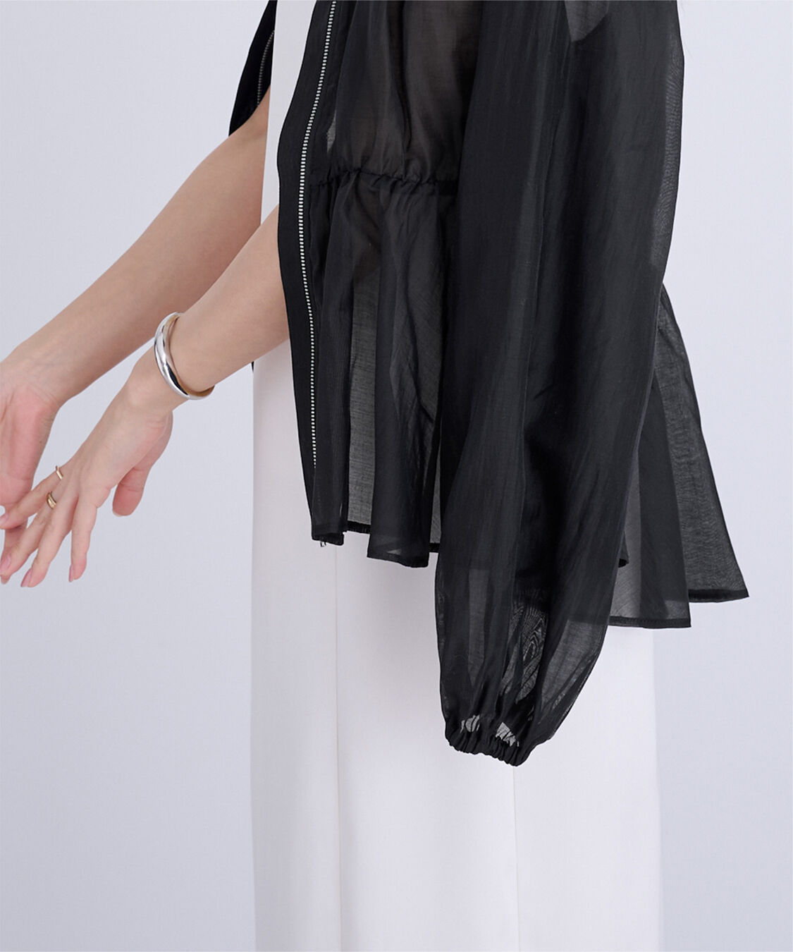 ur's「ウエストドロストシアーブルゾン」|ブルゾン・スタジャン|