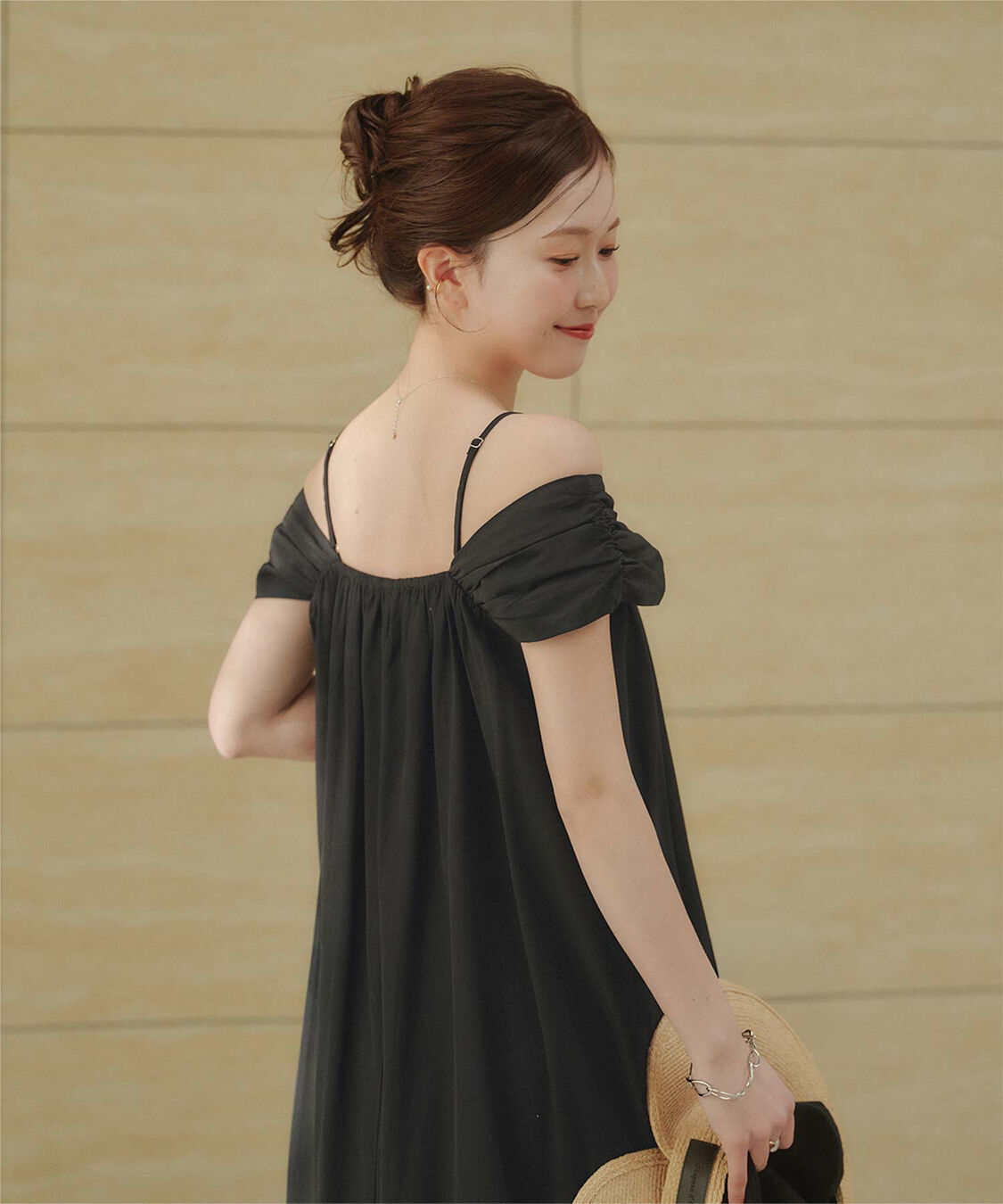 titivate「【ななみさんコラボアイテム】2wayショルダーワンピース」|ワンピース|