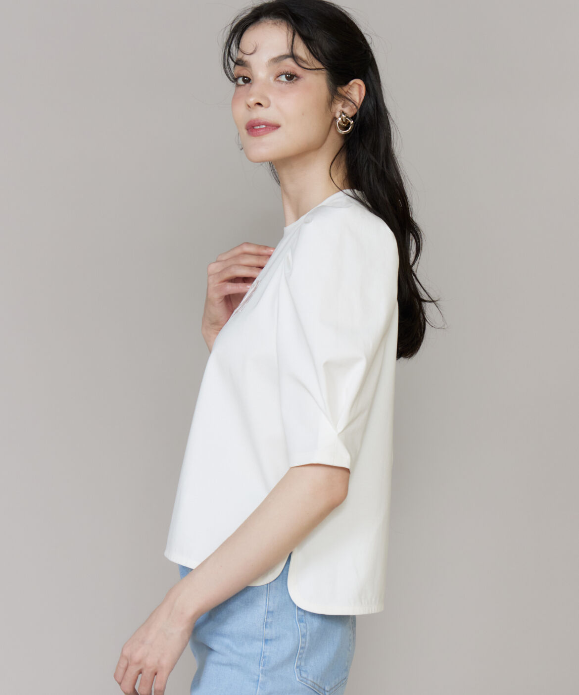 Maglie le cassetto「《大きいサイズ》ロゴ刺繍ボリューム袖カットソー」|Tシャツ・カットソー|