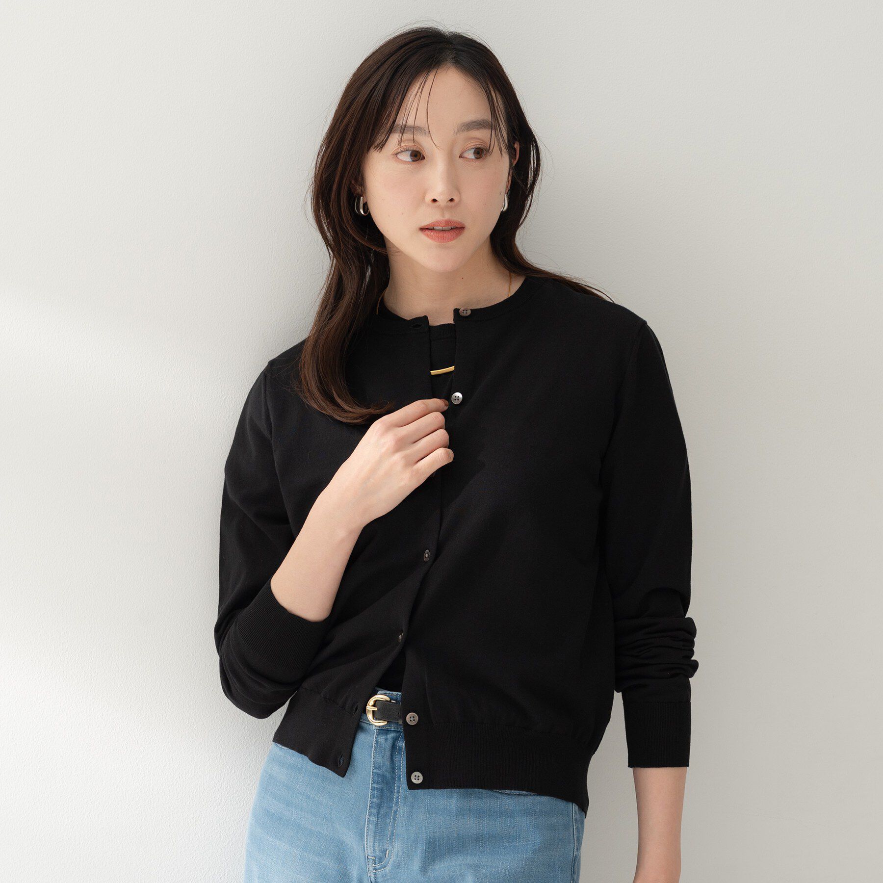 UNTITLED「コットンクルーネックカーディガン」|カーディガン|