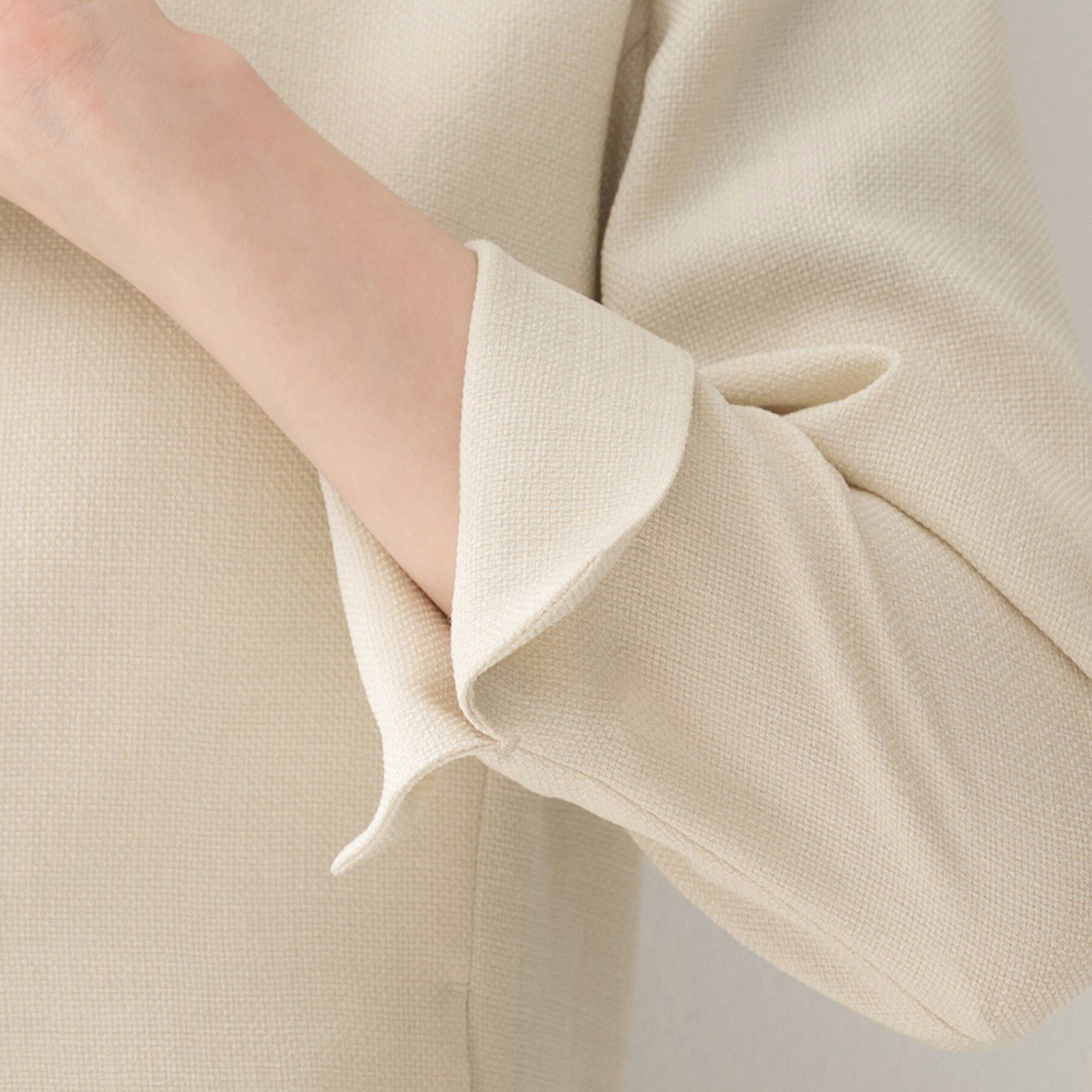 UNTITLED「ミニマルシルエットジャケット」|ノーカラージャケット|