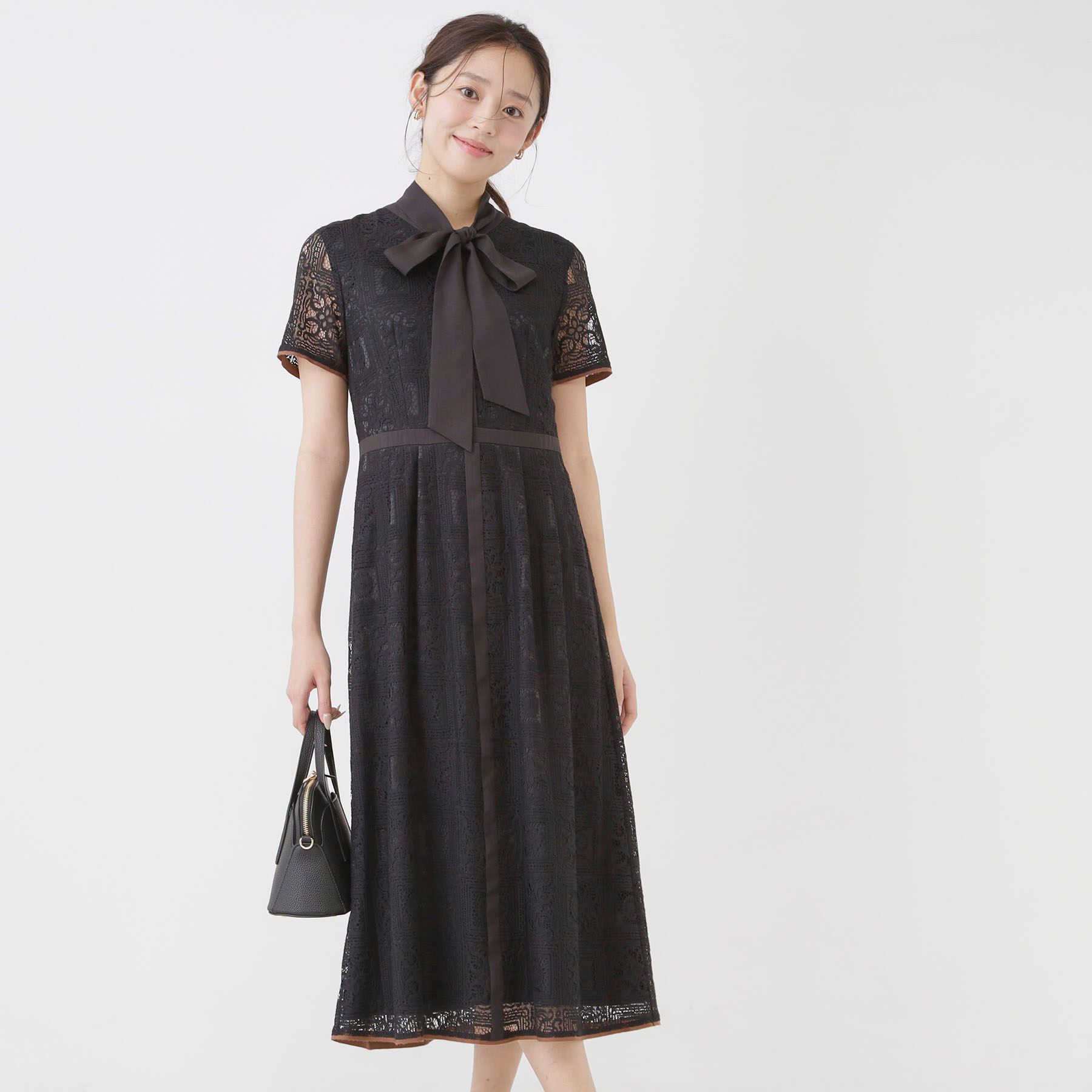 COUP DE CHANCE「【リボン取り外し可】ボウタイ付レースワンピース」|ワンピース|ブラック(019)