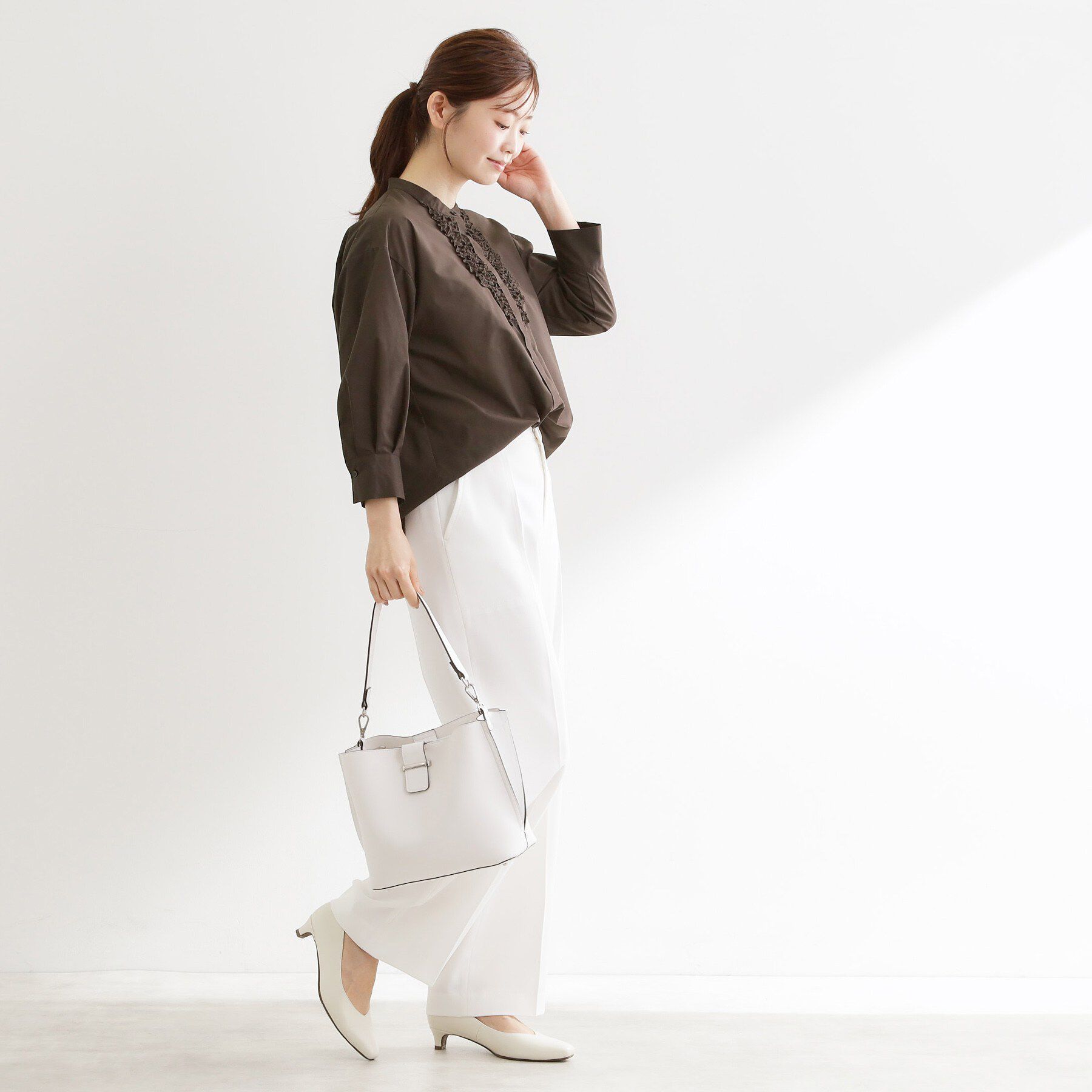 Reflect「【接触冷感】八分袖フロントフリルブラウス」|シャツ・ブラウス|