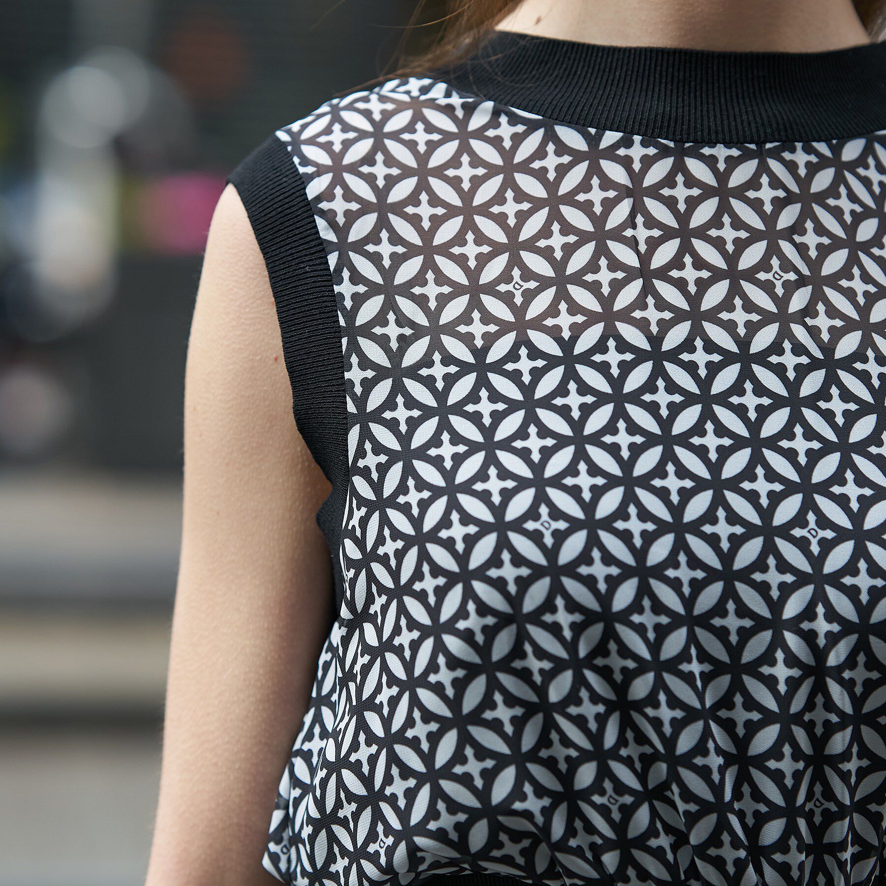 DRESSTERIOR「【ウォッシャブル】オーバーラップサークル シアーノースリーブドレス」|ワンピース|