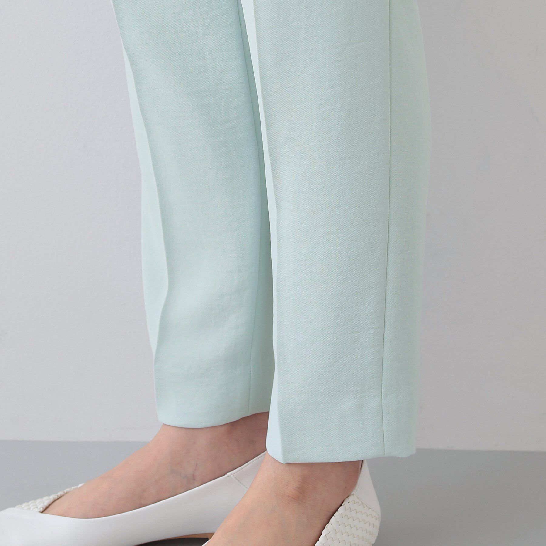 INDIVI「【着る日傘/遮熱/UVケア】タックテーパードパンツ」|スーツ|